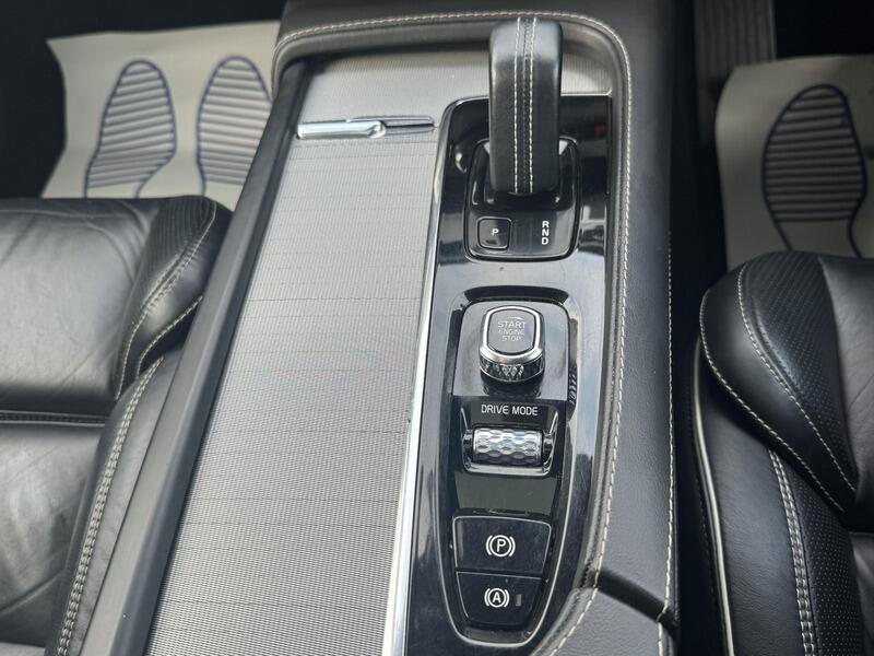2021 Volvo XC90 2.0h T8 Twin Engine Recharge 11.6kWh R-Design Pro Auto 4WD Euro 6 (s/s) 5dr • 60,000 miles image 37