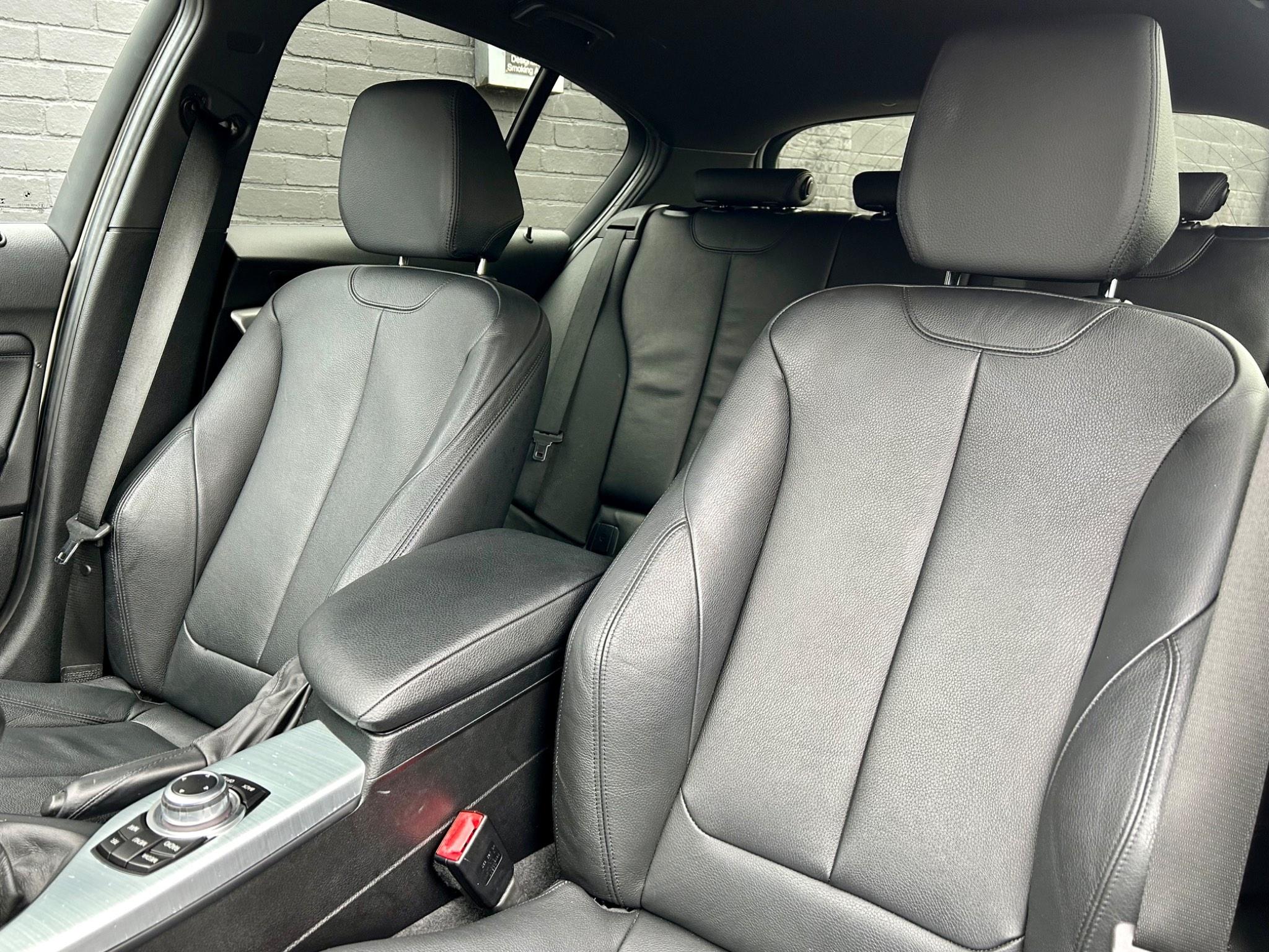 BMW 1 Series view 3