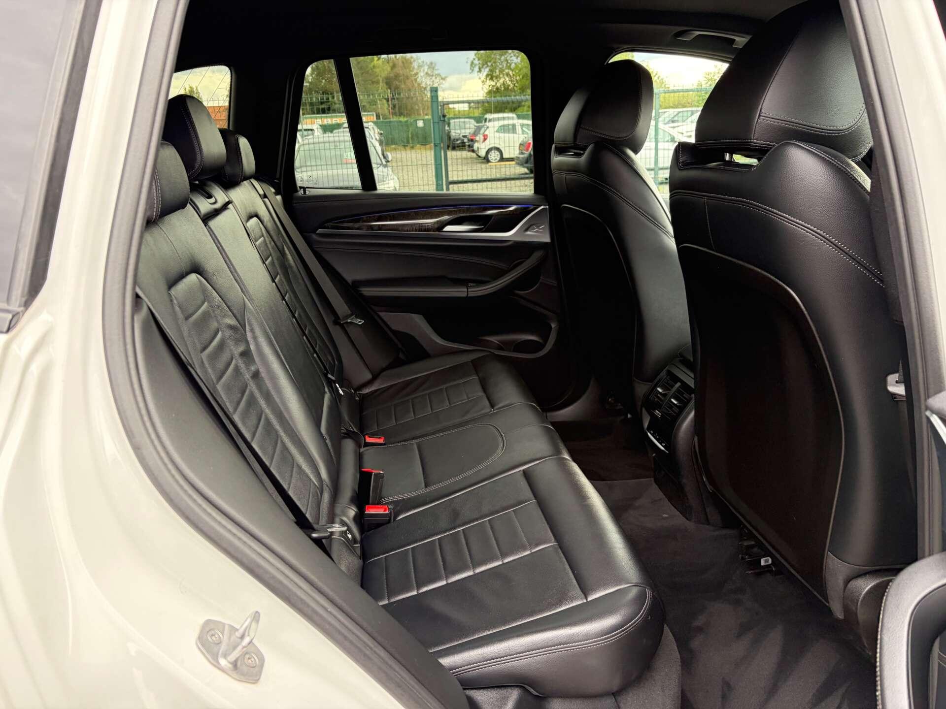 BMW X3 view 29
