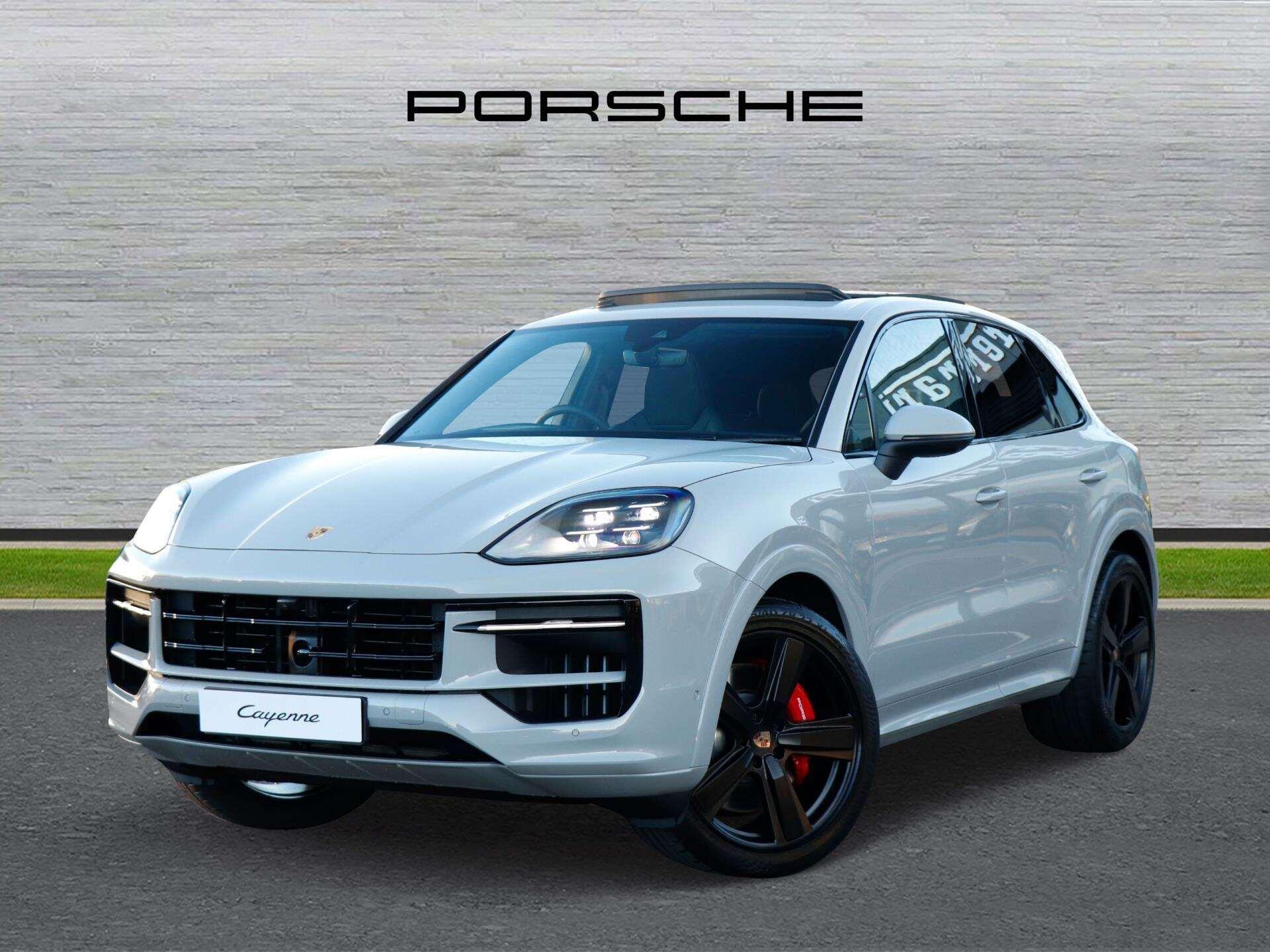 Porsche Cayenne view 7