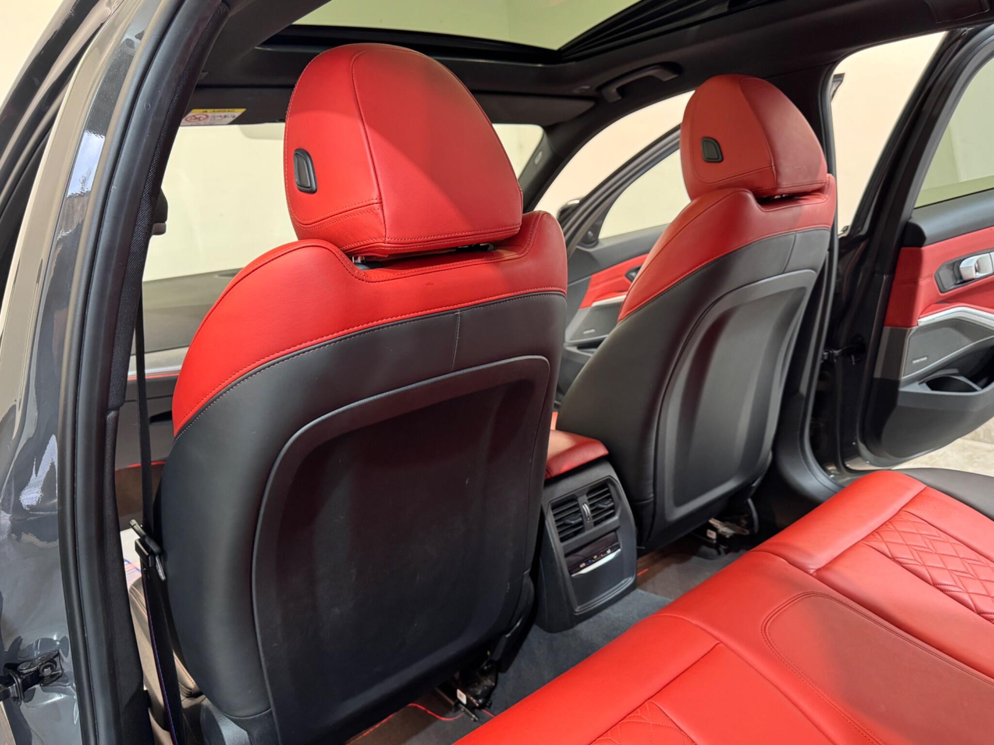 BMW 3 Series view 52