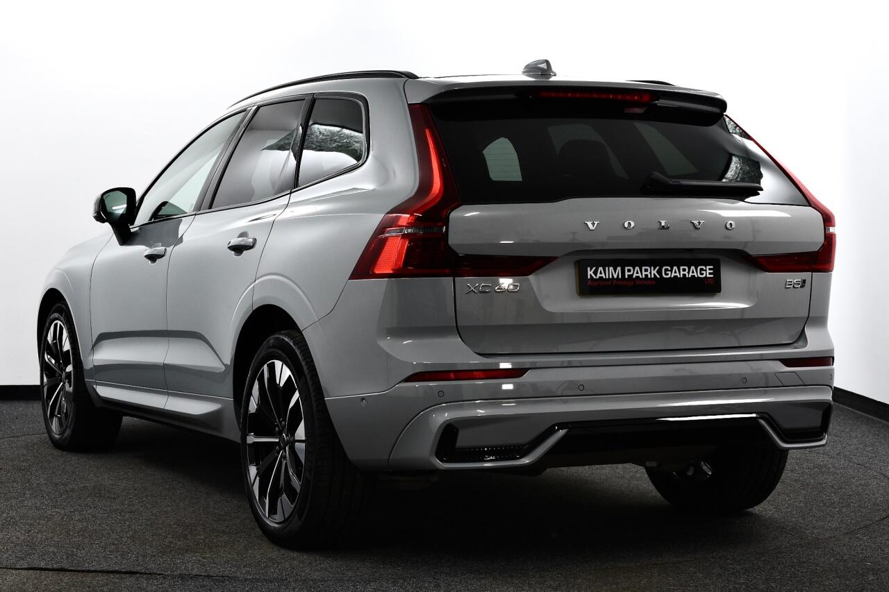 Volvo XC60 view 5