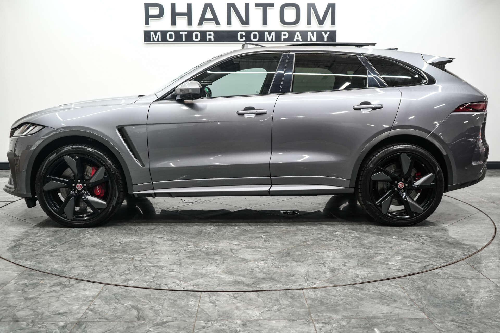 Jaguar F-Pace view 5