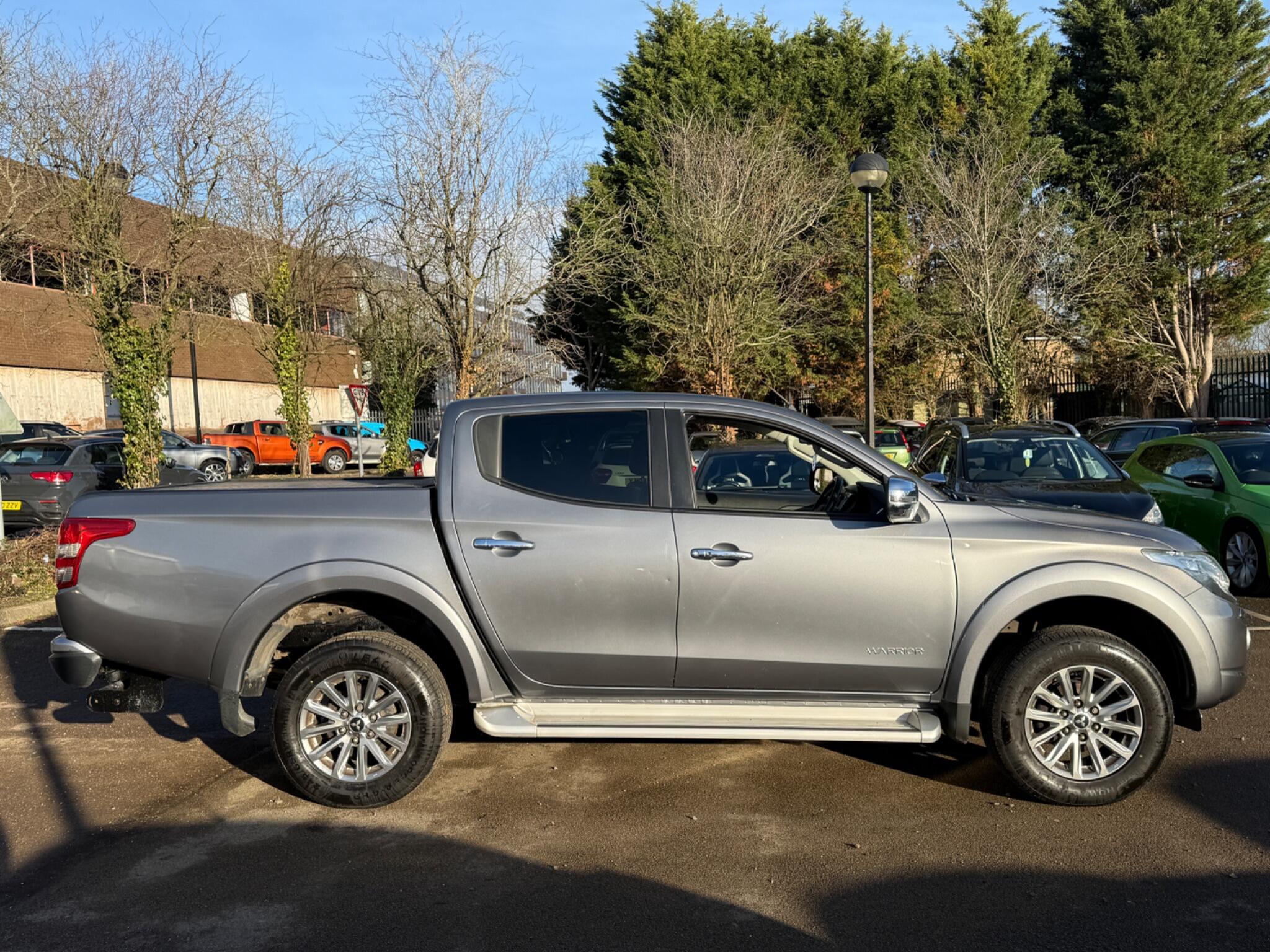 Mitsubishi L200 - Image 20
