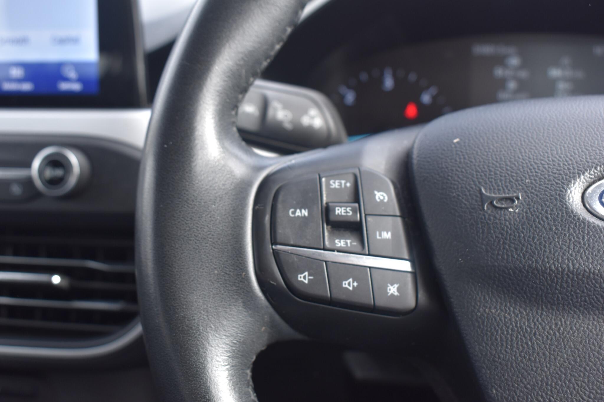 Focus - 1.5 EcoBlue Zetec Euro 6 (s/s) 5dr - Image 23