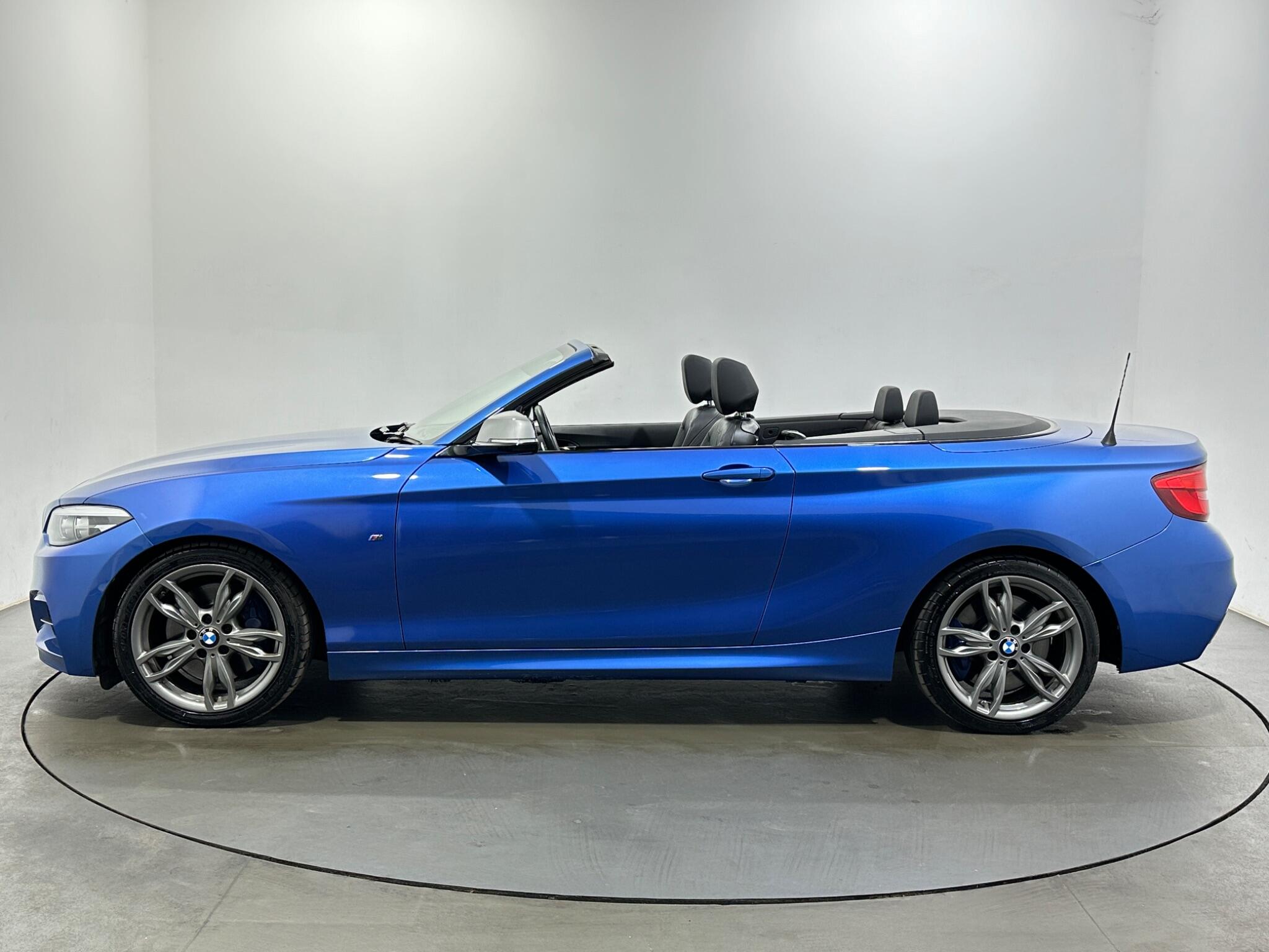 BMW 2 Series view 5