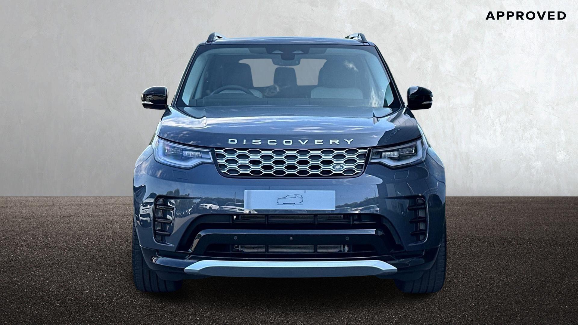 Land Rover Discovery view 2
