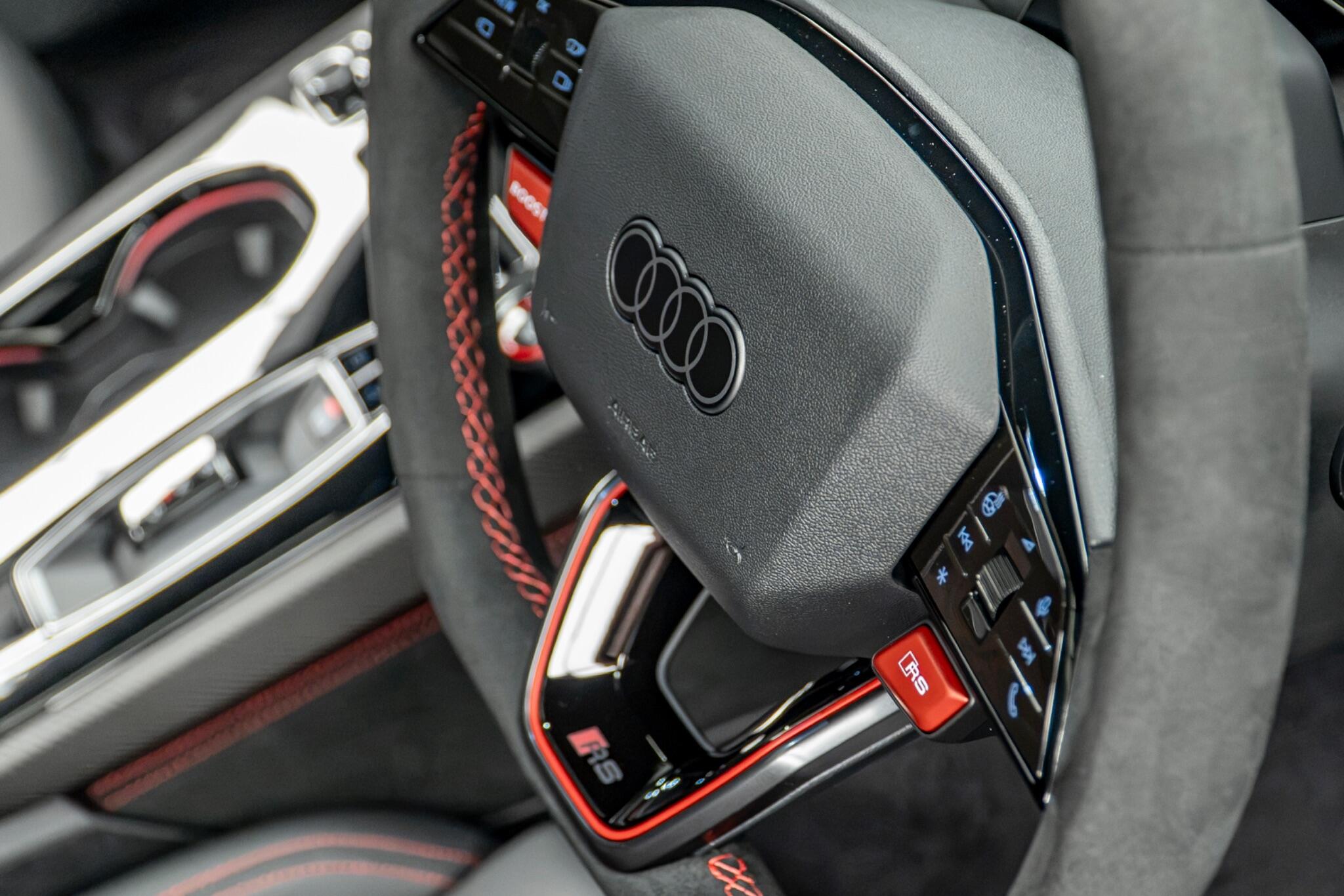 Audi RS5 view 36