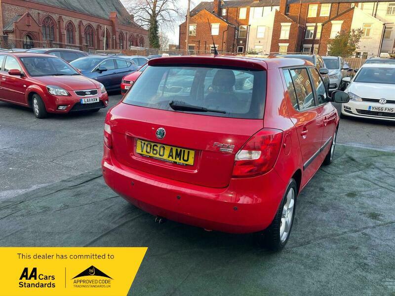 2010 Skoda Fabia image 15