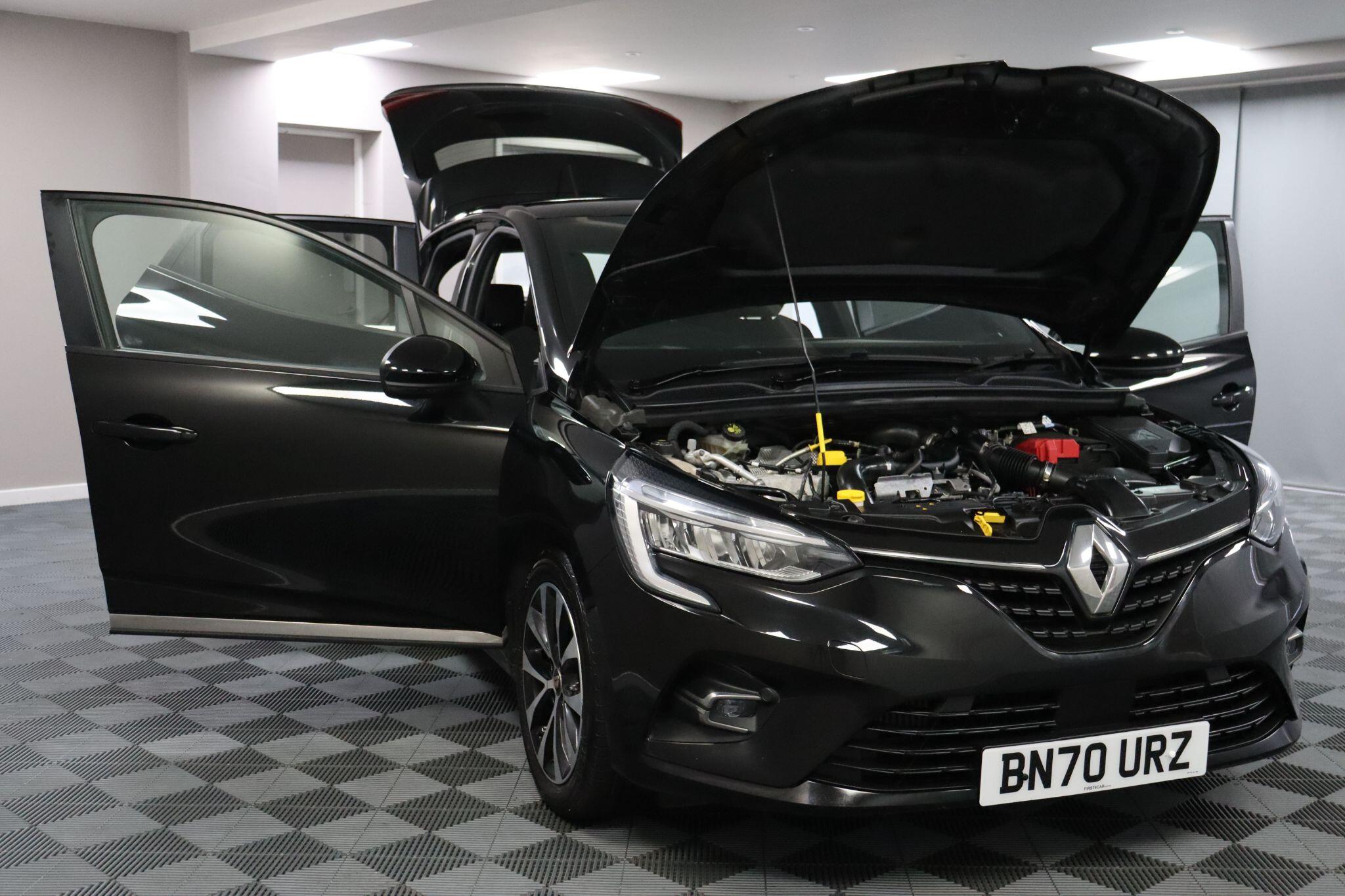 Renault Clio view 16
