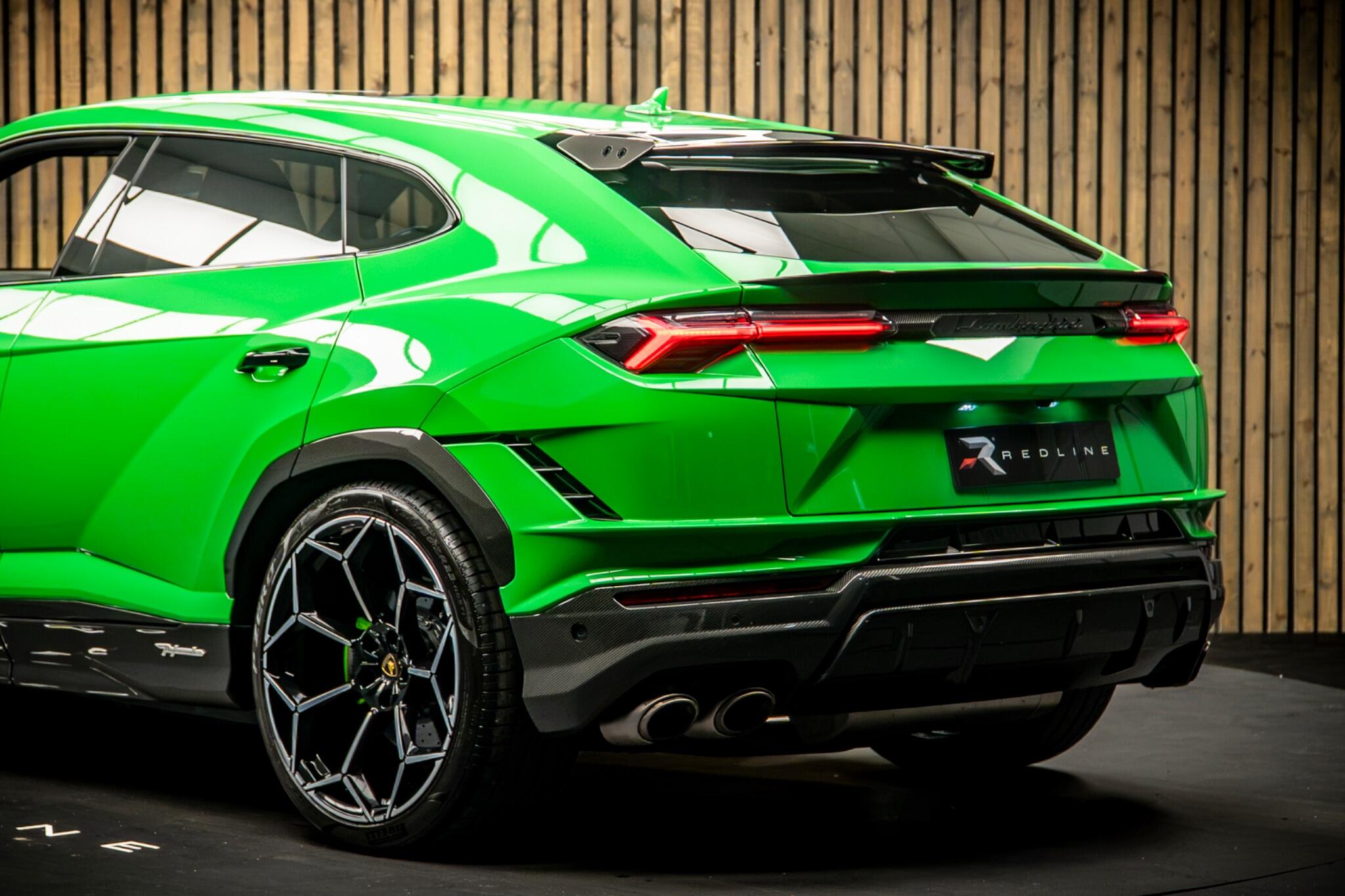 Lamborghini Urus view 20