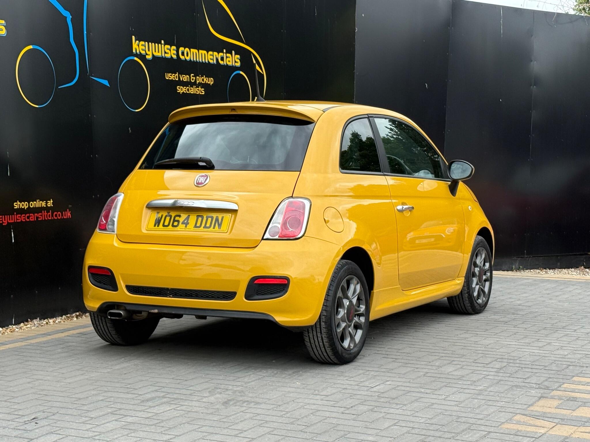 Fiat 500 view 6