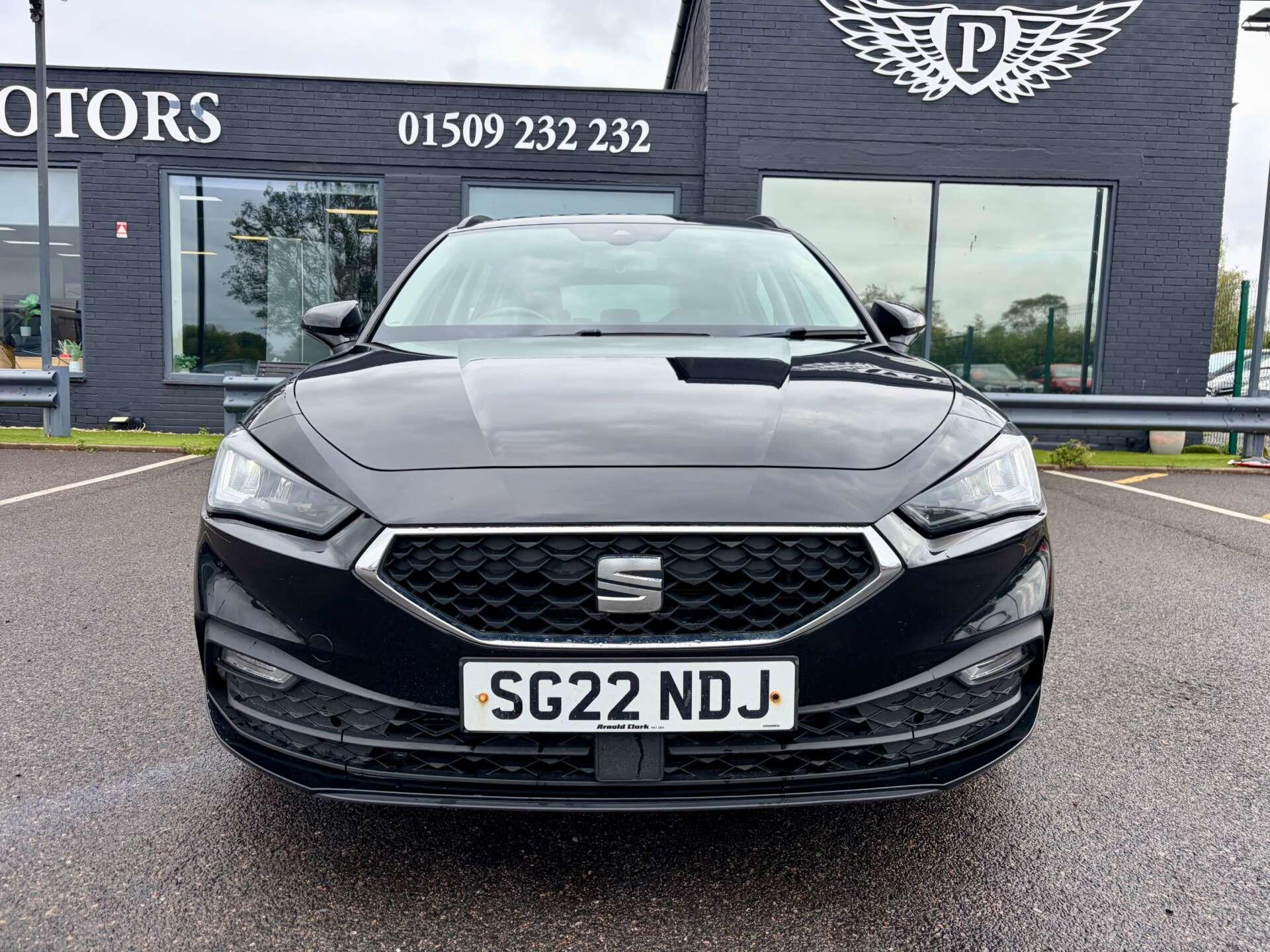 Seat Leon Leon view 3
