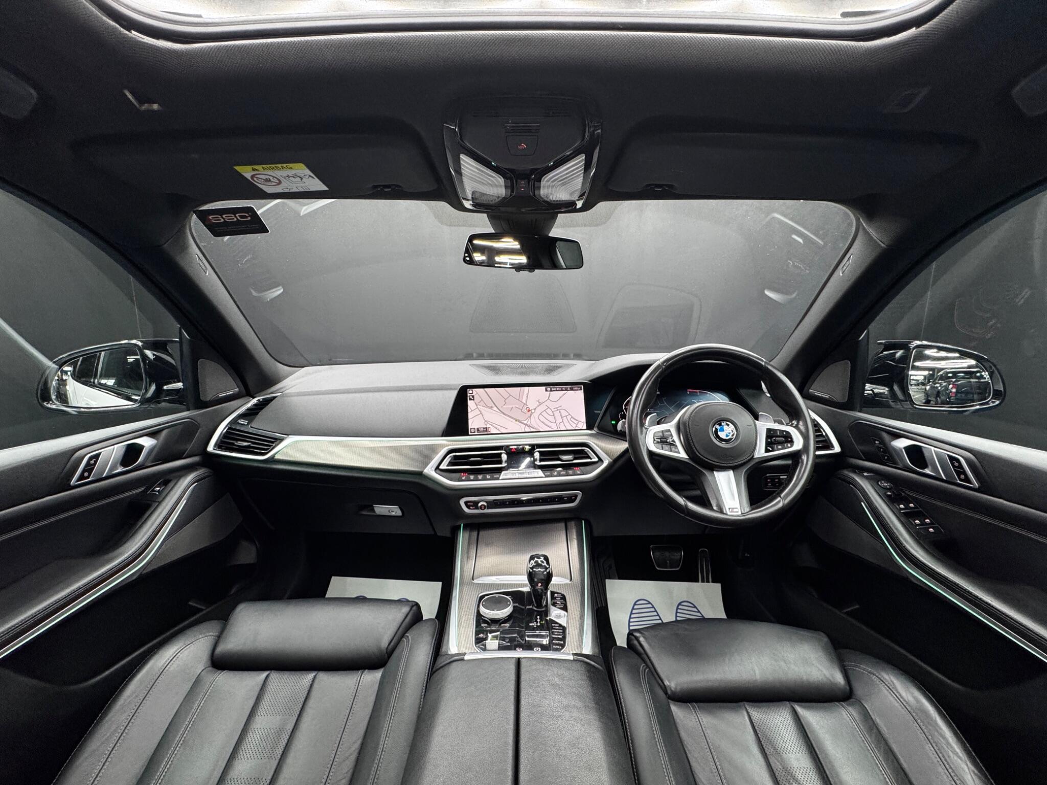 BMW X5 view 18