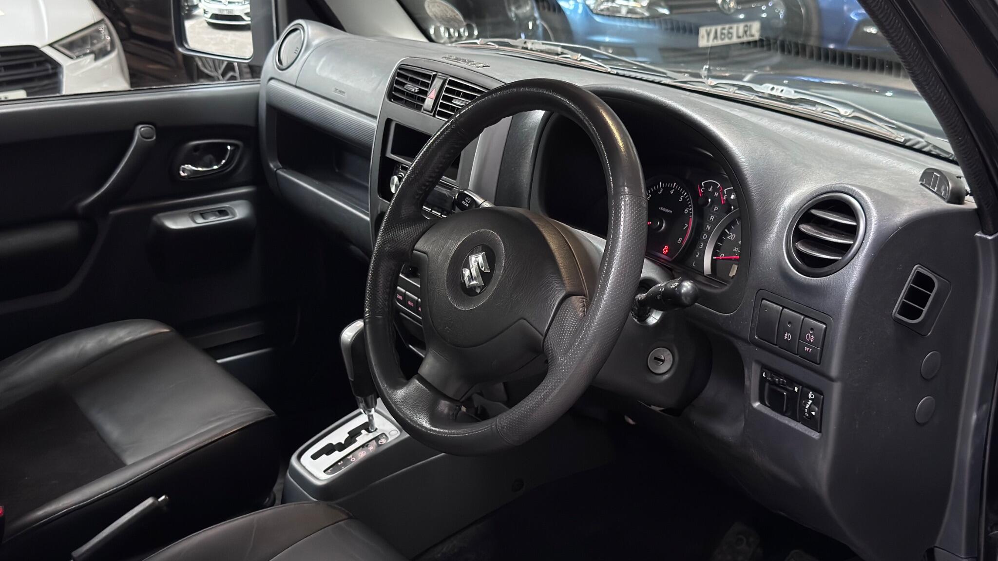 Suzuki Jimny view 17