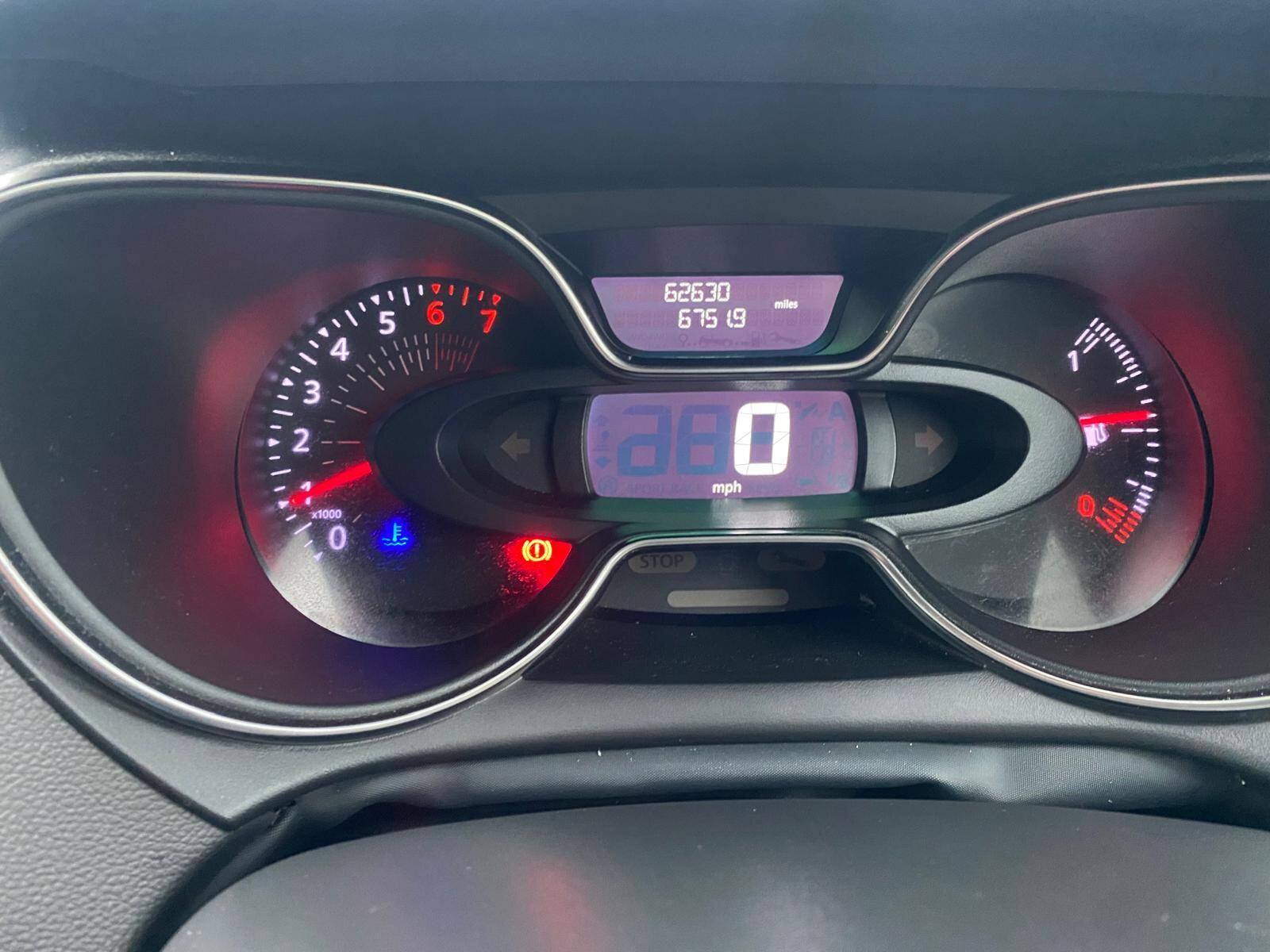 2017 Renault Captur 0.9 TCe ENERGY Dynamique S Nav Euro 6 (s/s) 5dr • 62,891 miles image 19