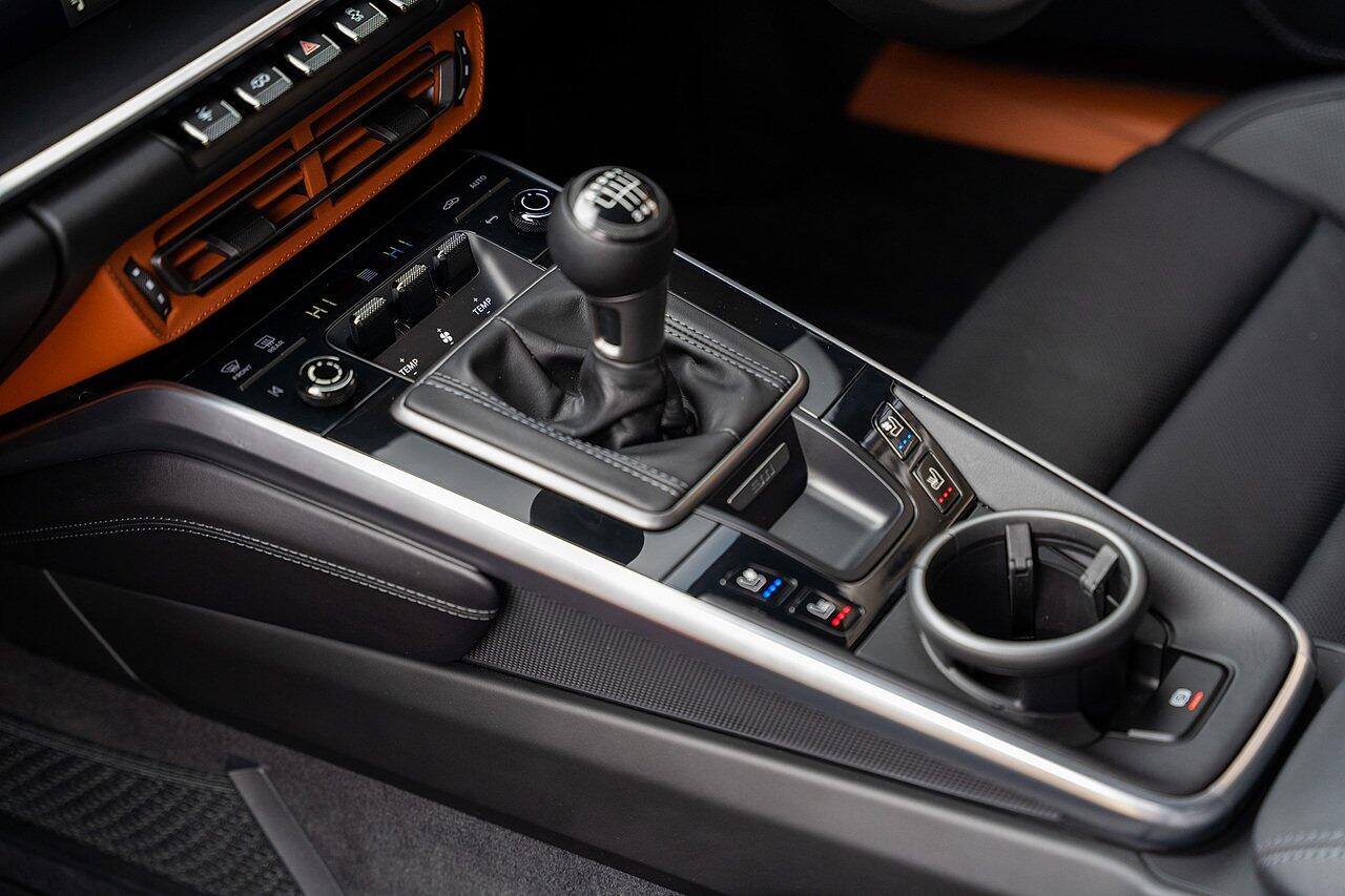 Porsche 911 view 66