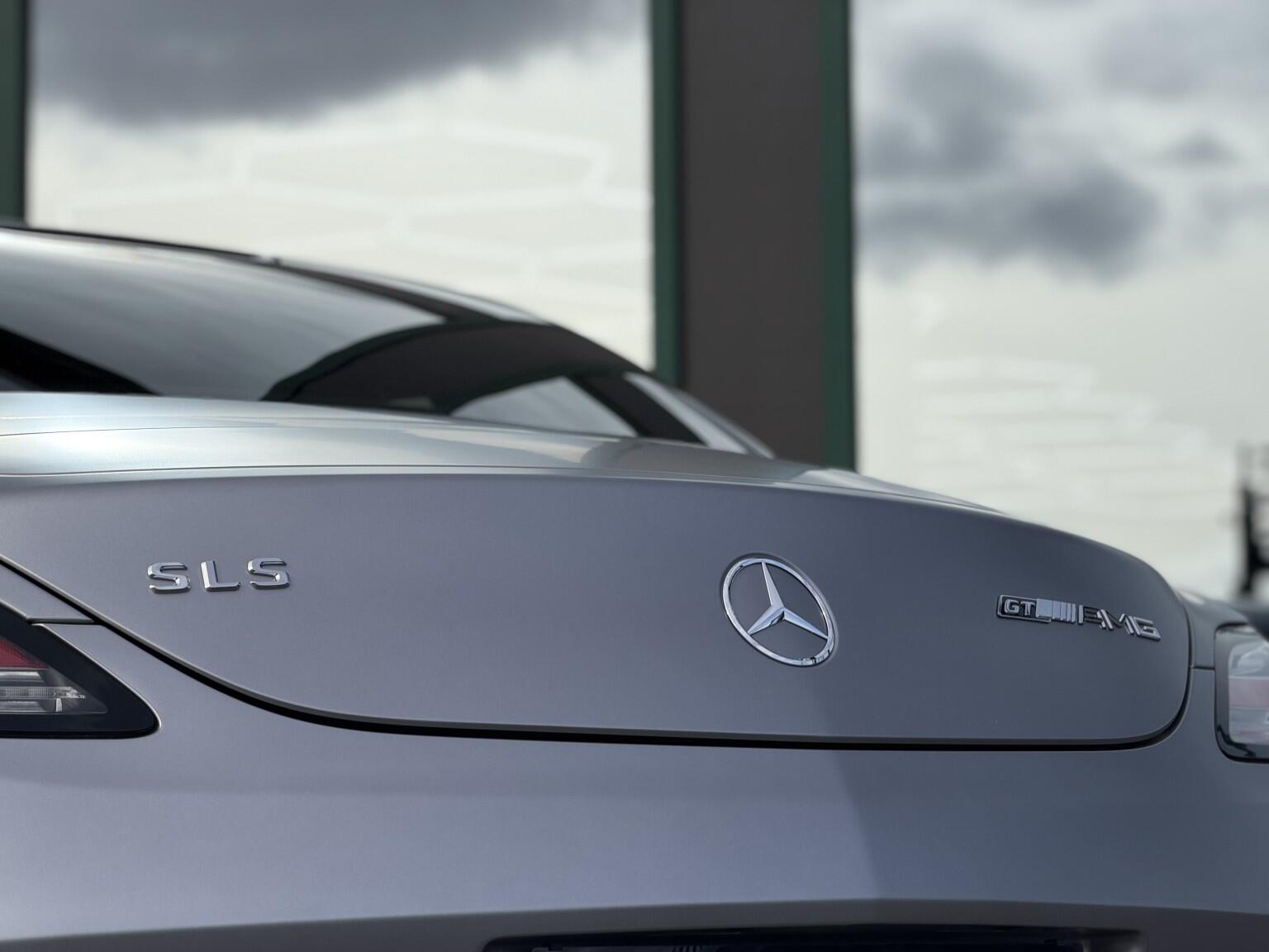 Mercedes-Benz Amg GT view 35