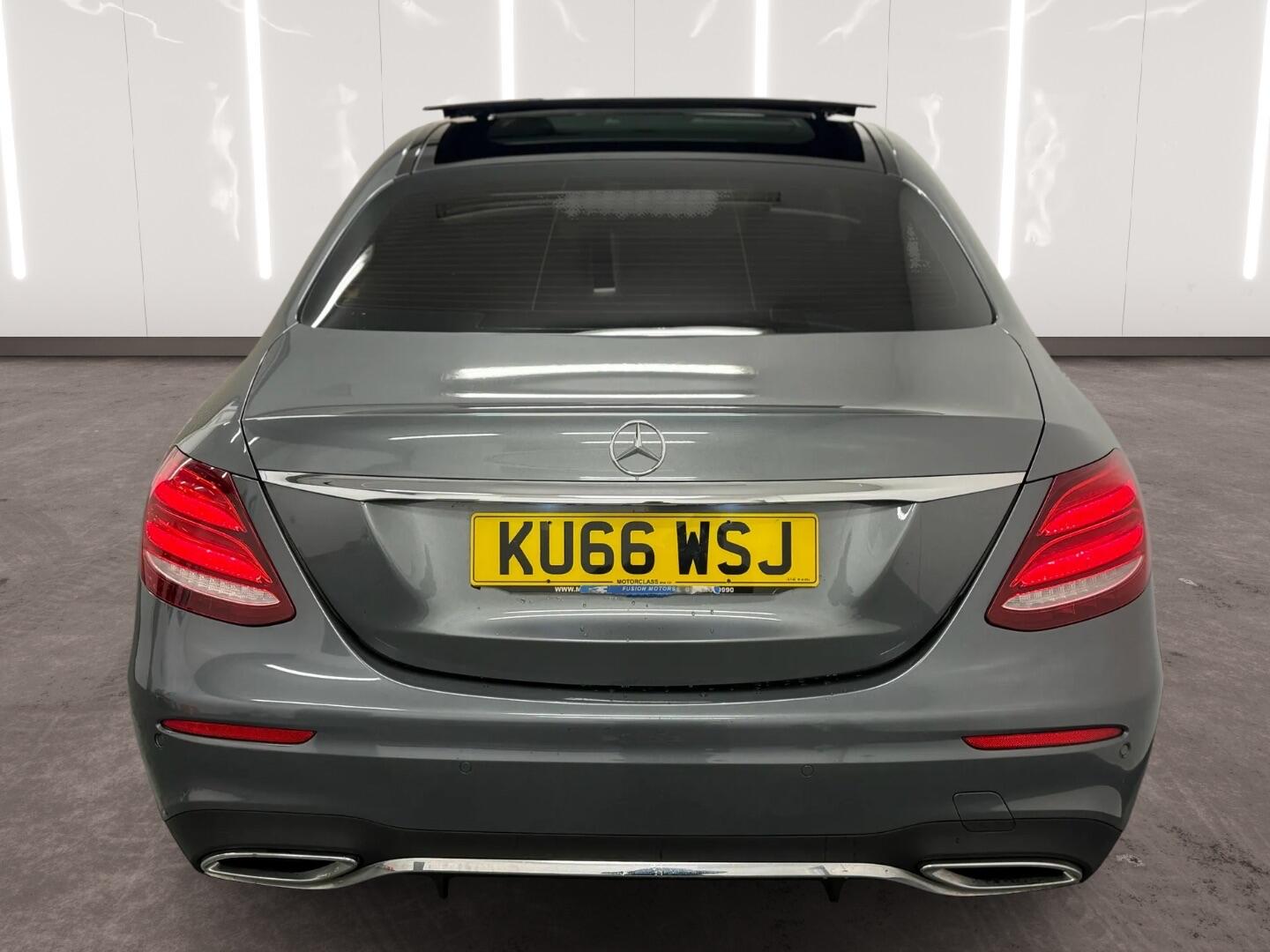 2016 Mercedes-Benz E Class 2.0 E220d AMG Line (Premium Plus) G-Tronic+ Euro 6 (s/s) 4dr • 59,000 miles image 14