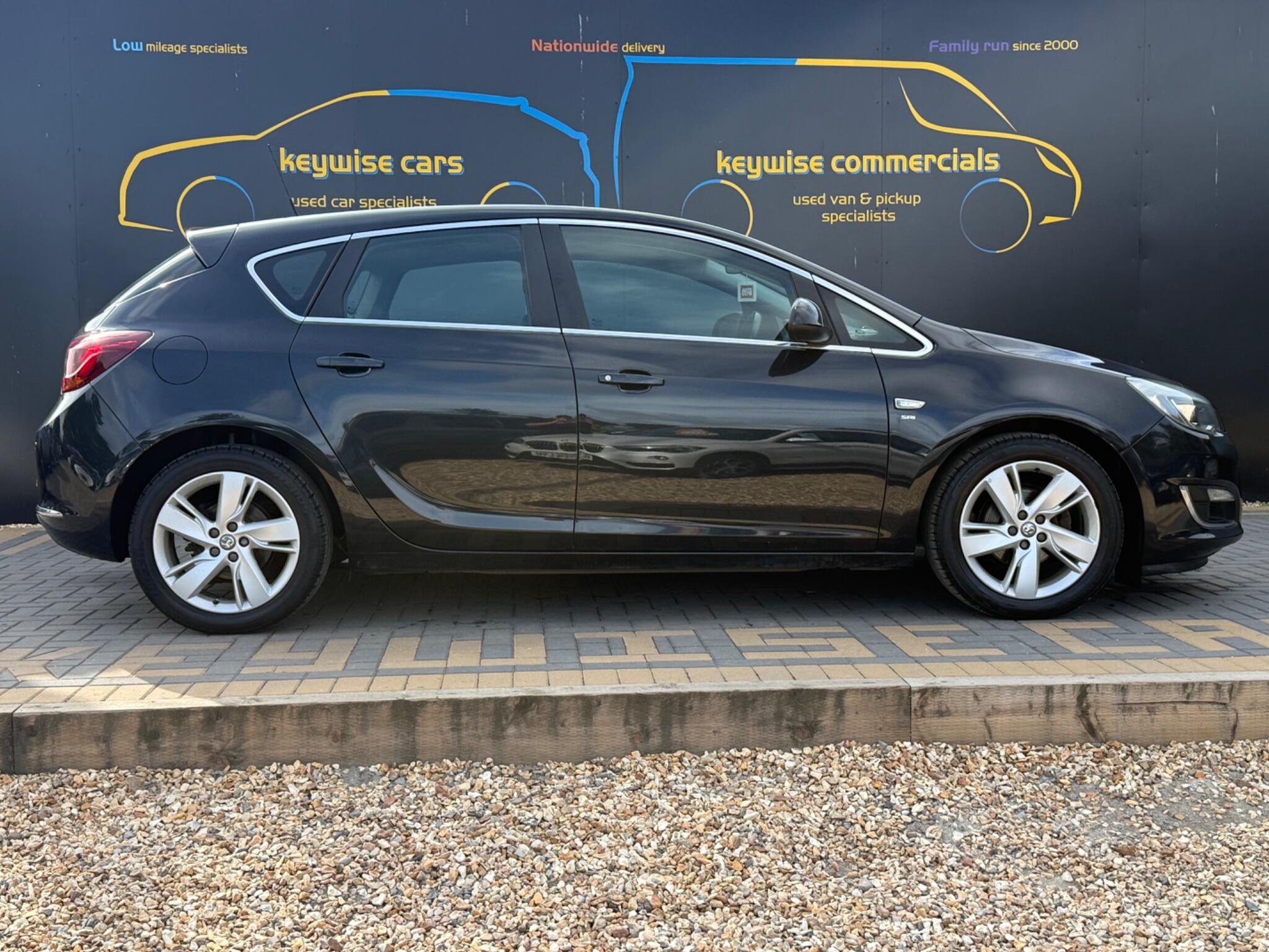 Vauxhall Astra view 7