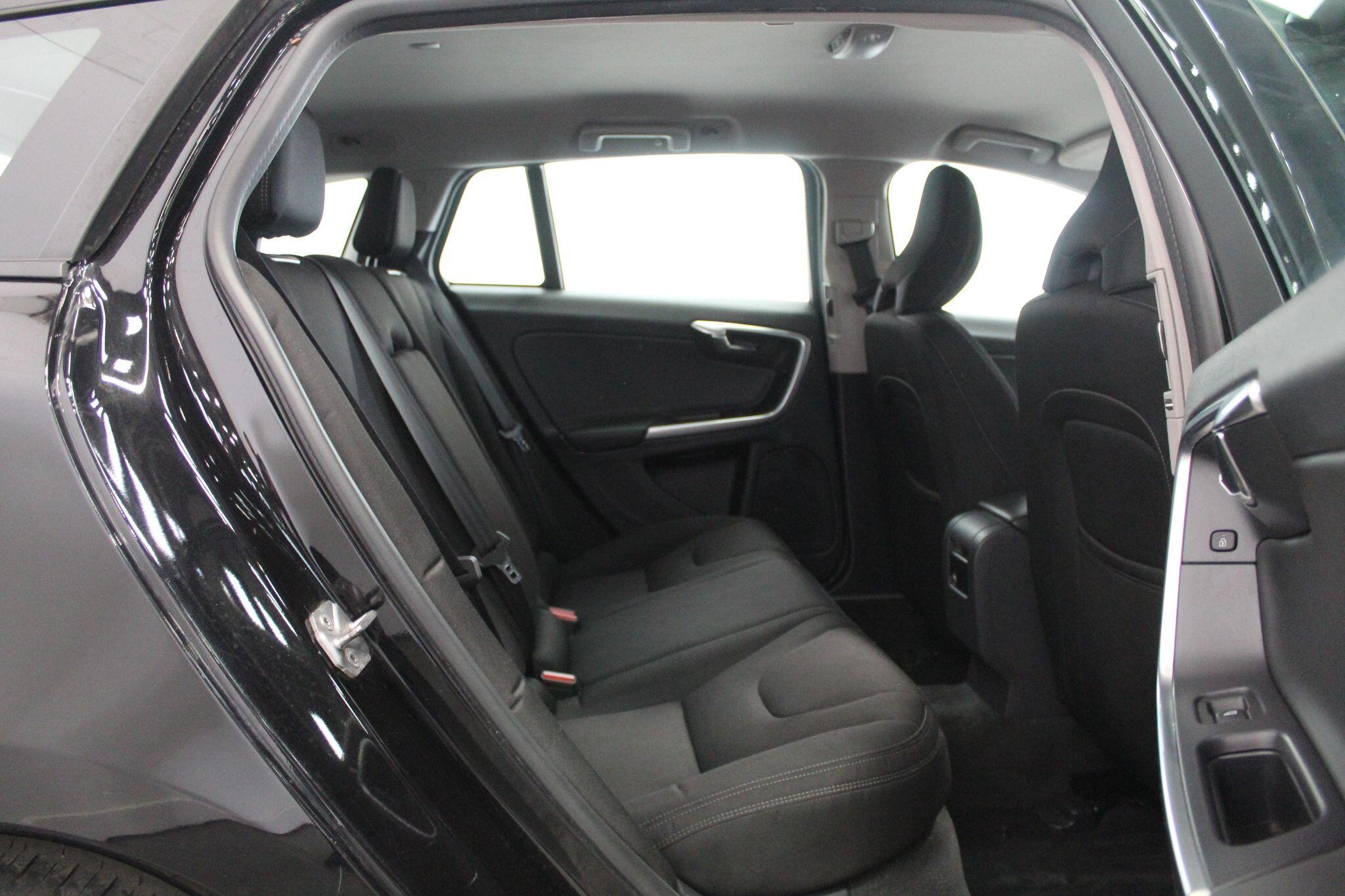 Volvo V60 view 51