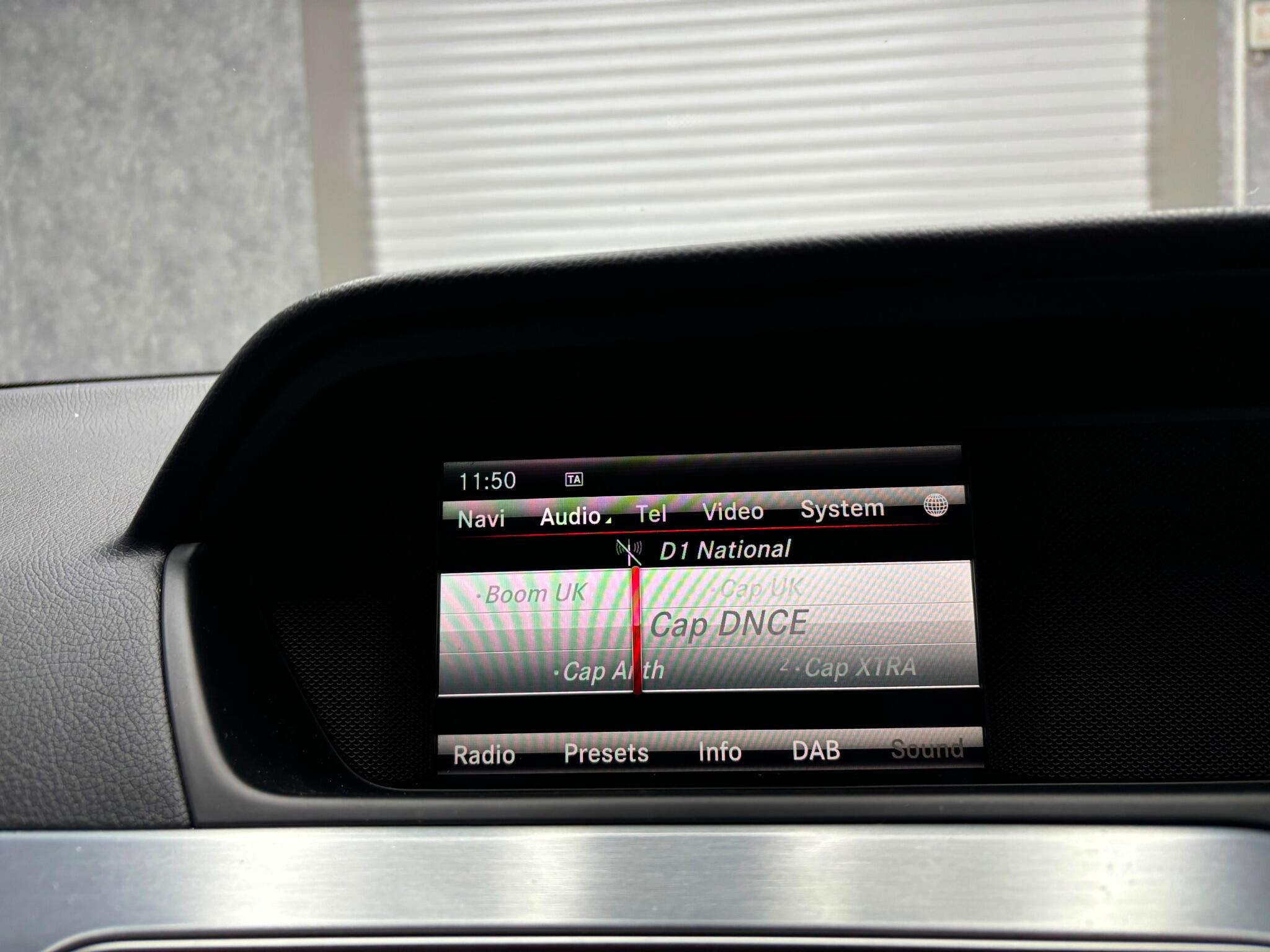 Mercedes-Benz C Class view 19