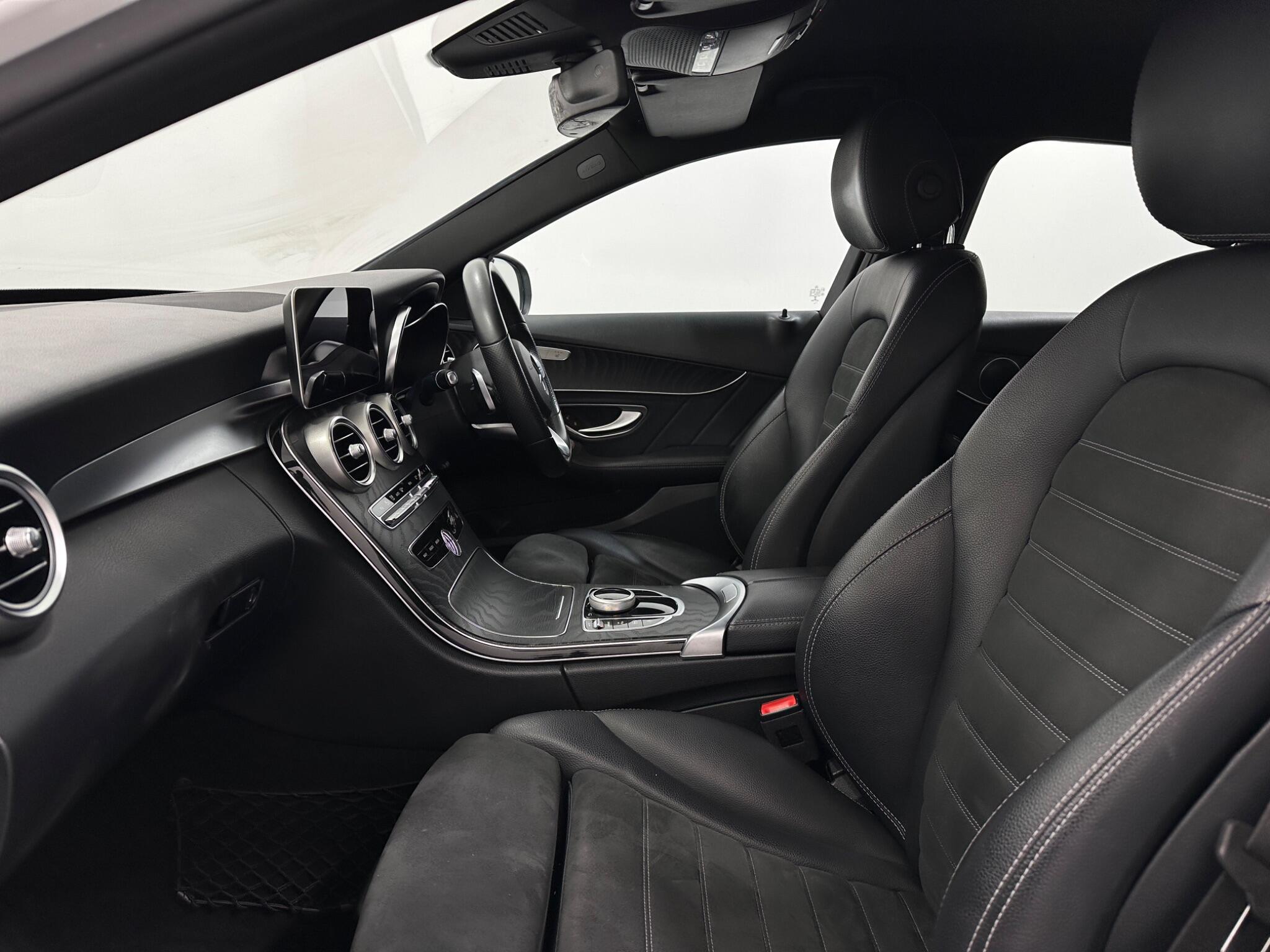 Mercedes-Benz C Class view 36