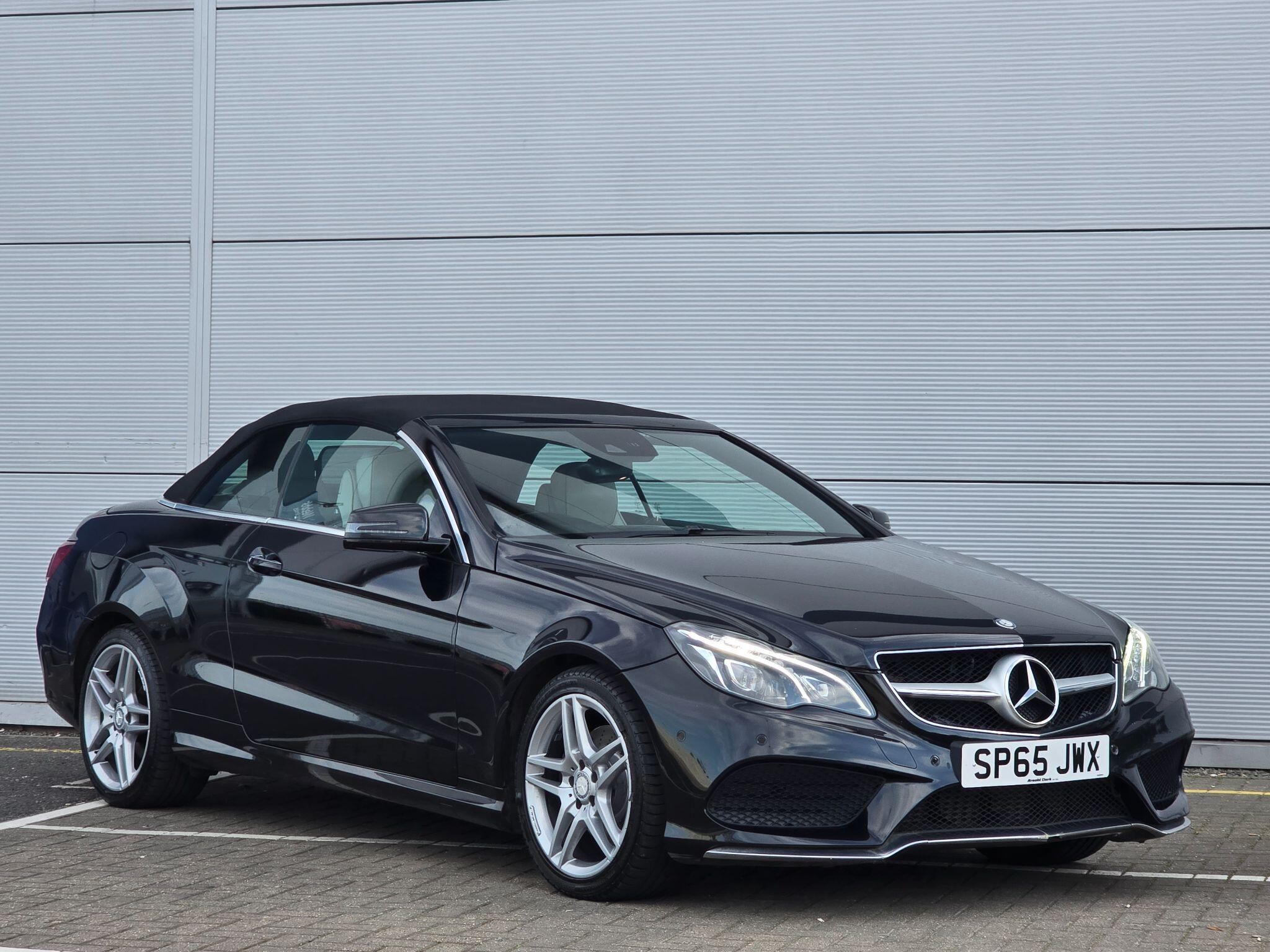 Mercedes-Benz E-Class view 8