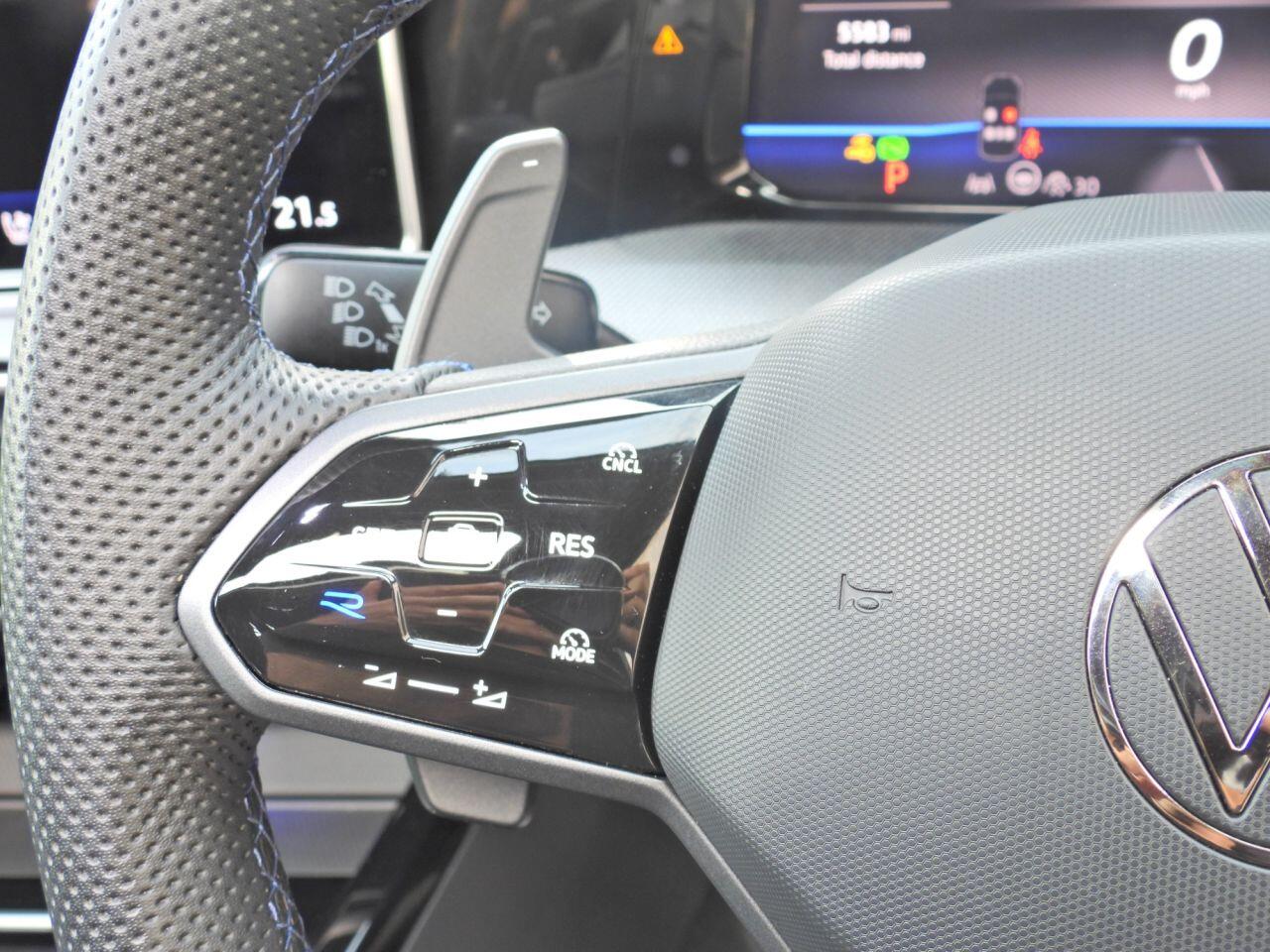 Volkswagen Golf view 40