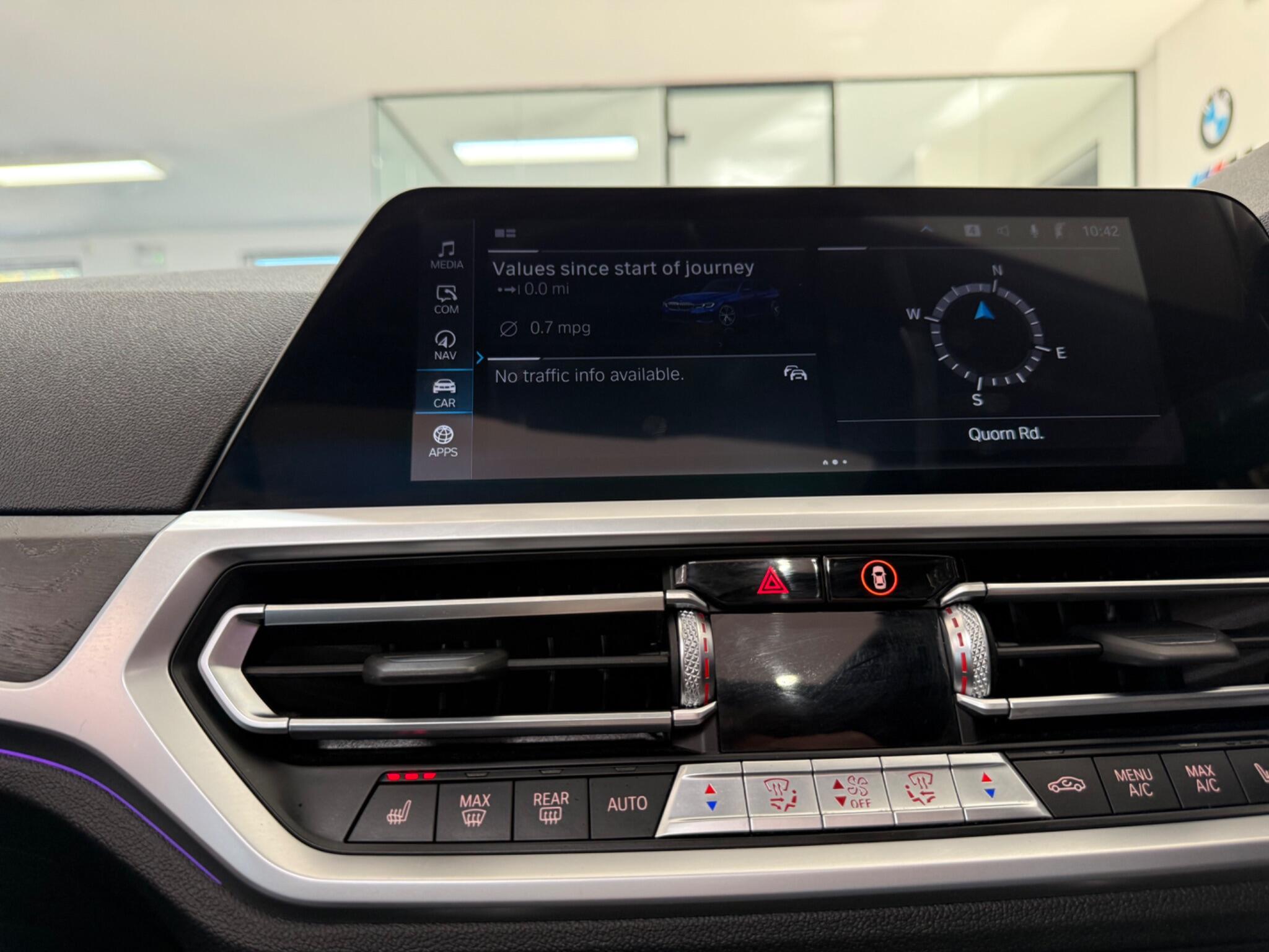 BMW 3 Series view 9