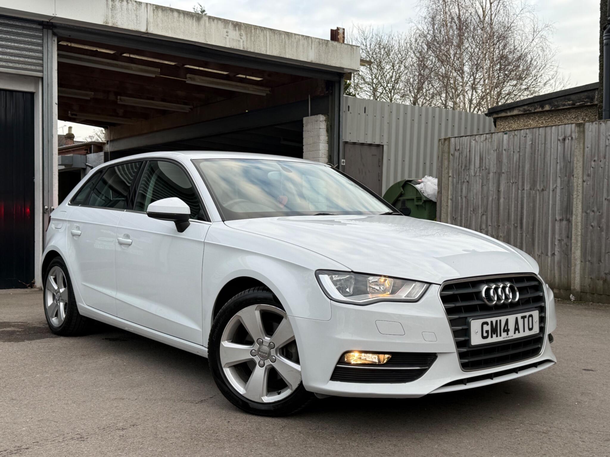 2014 Audi A3 1.4 TFSI Sport Sportback S Tronic Euro 5 (s/s) 5dr image 1