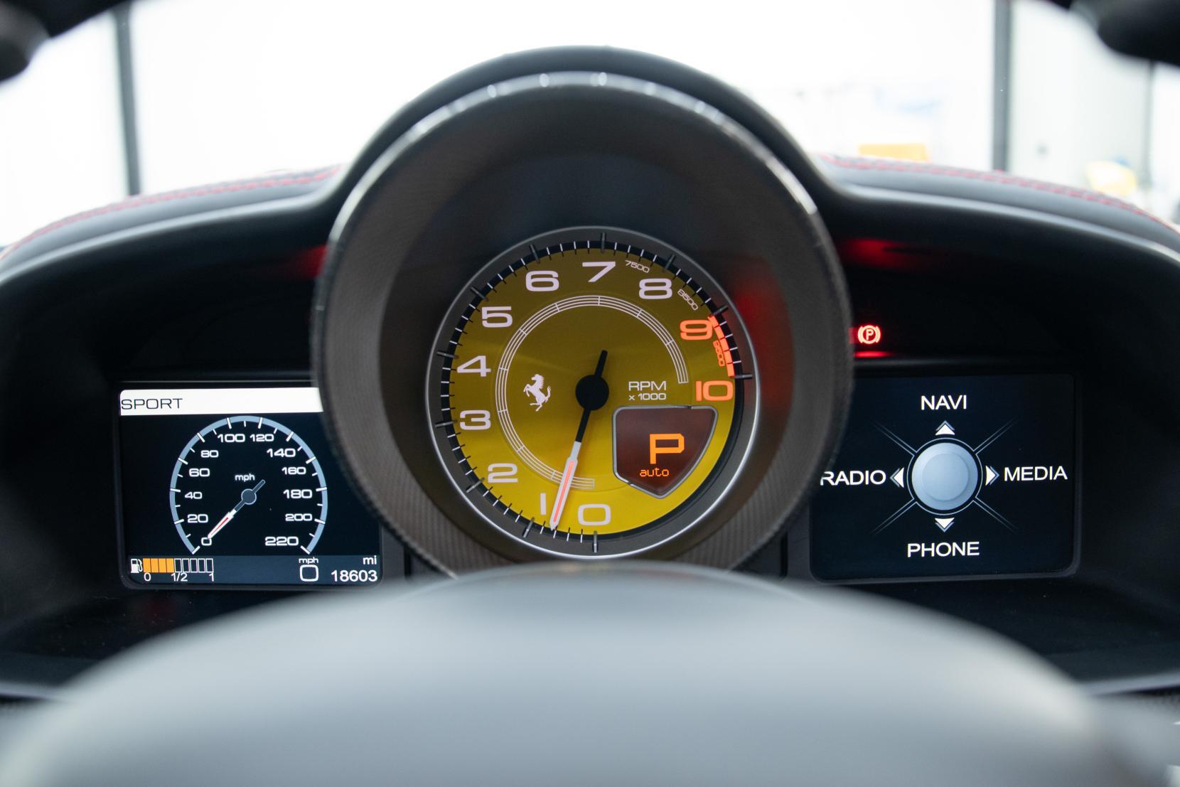 Ferrari 458 view 15