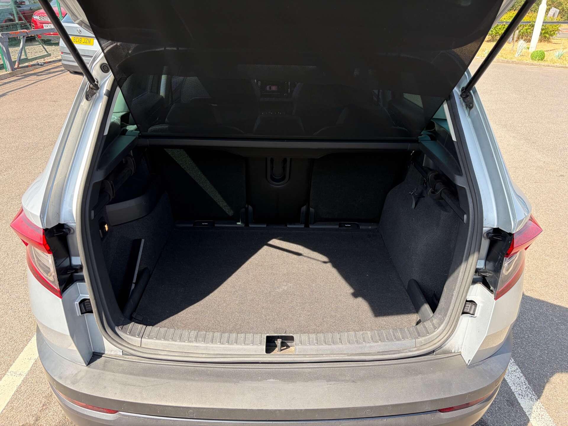 Skoda Karoq view 25