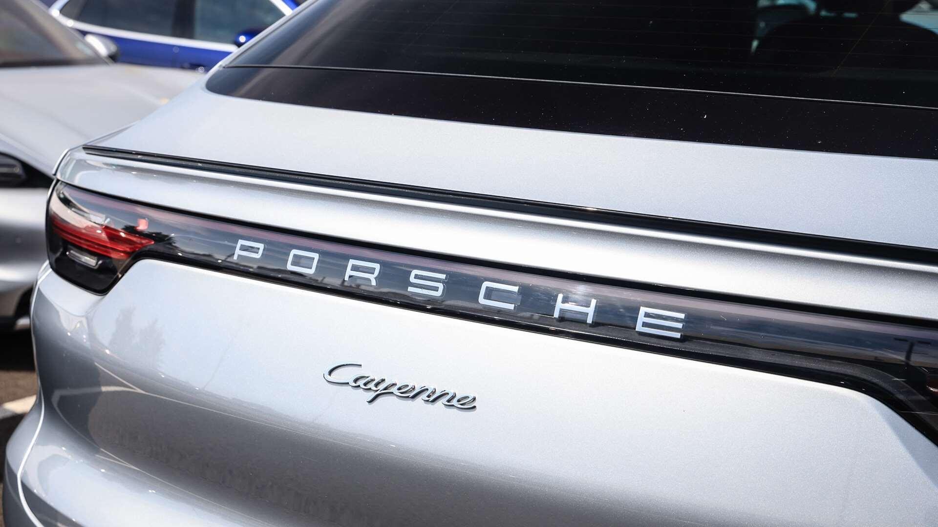 Porsche Cayenne view 28