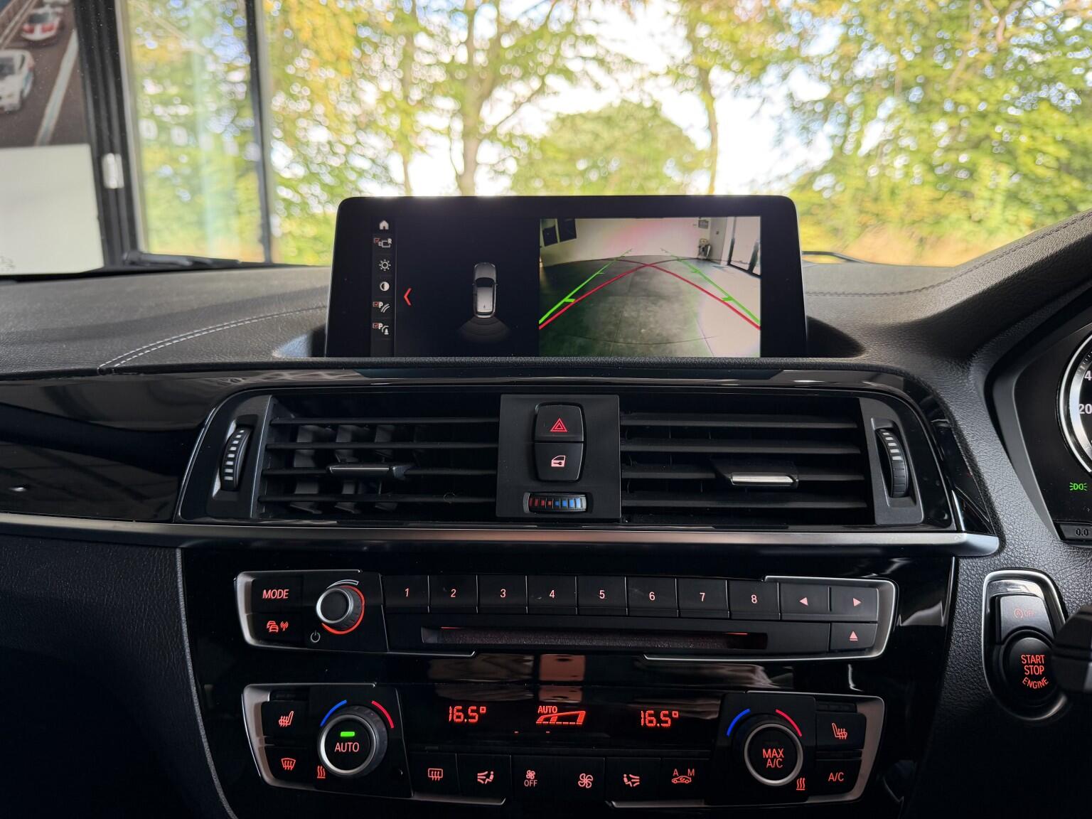 BMW 1 Series view 30