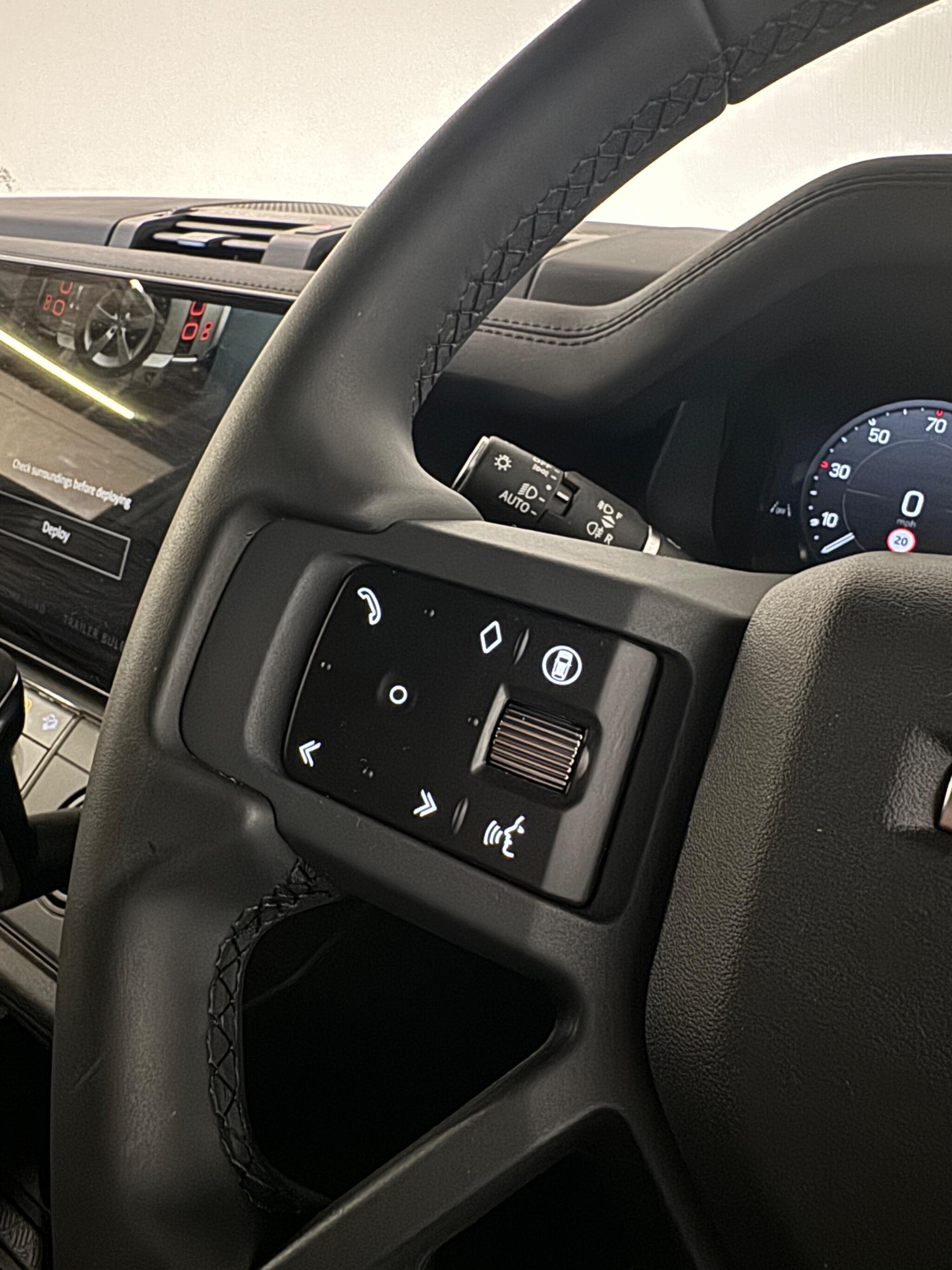 Land Rover Defender view 26