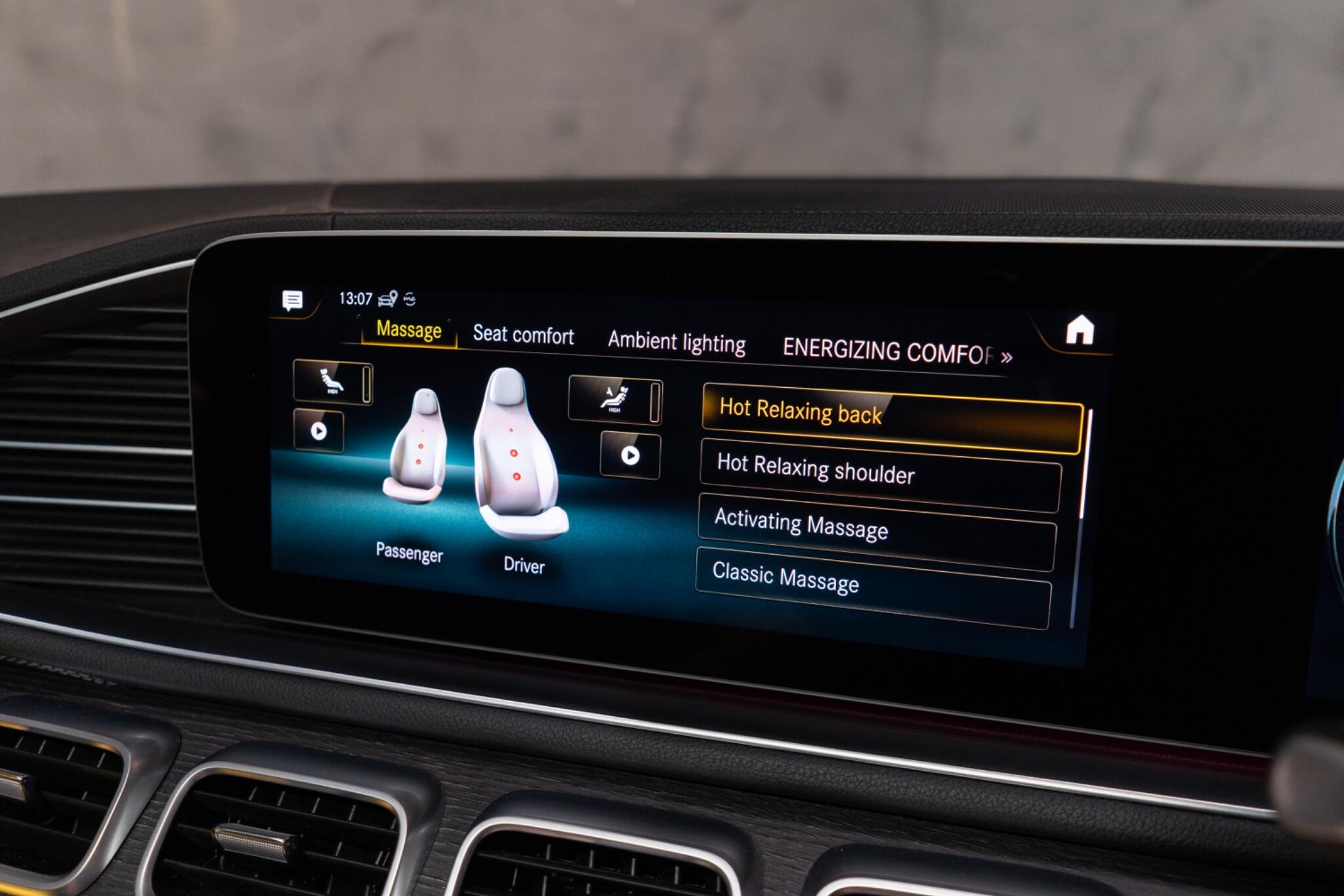 Mercedes-Benz GLS view 40