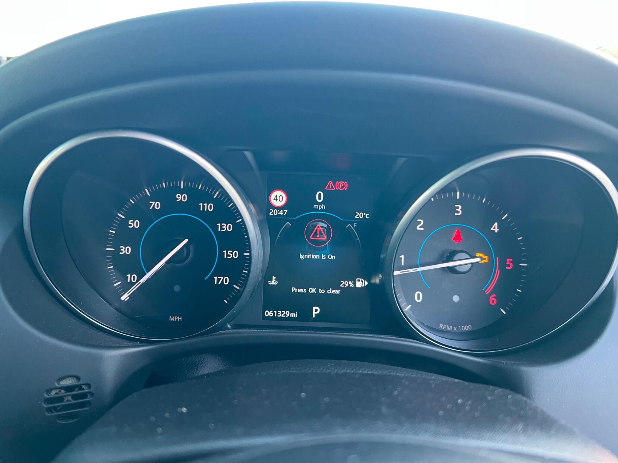 Jaguar Xe view 8