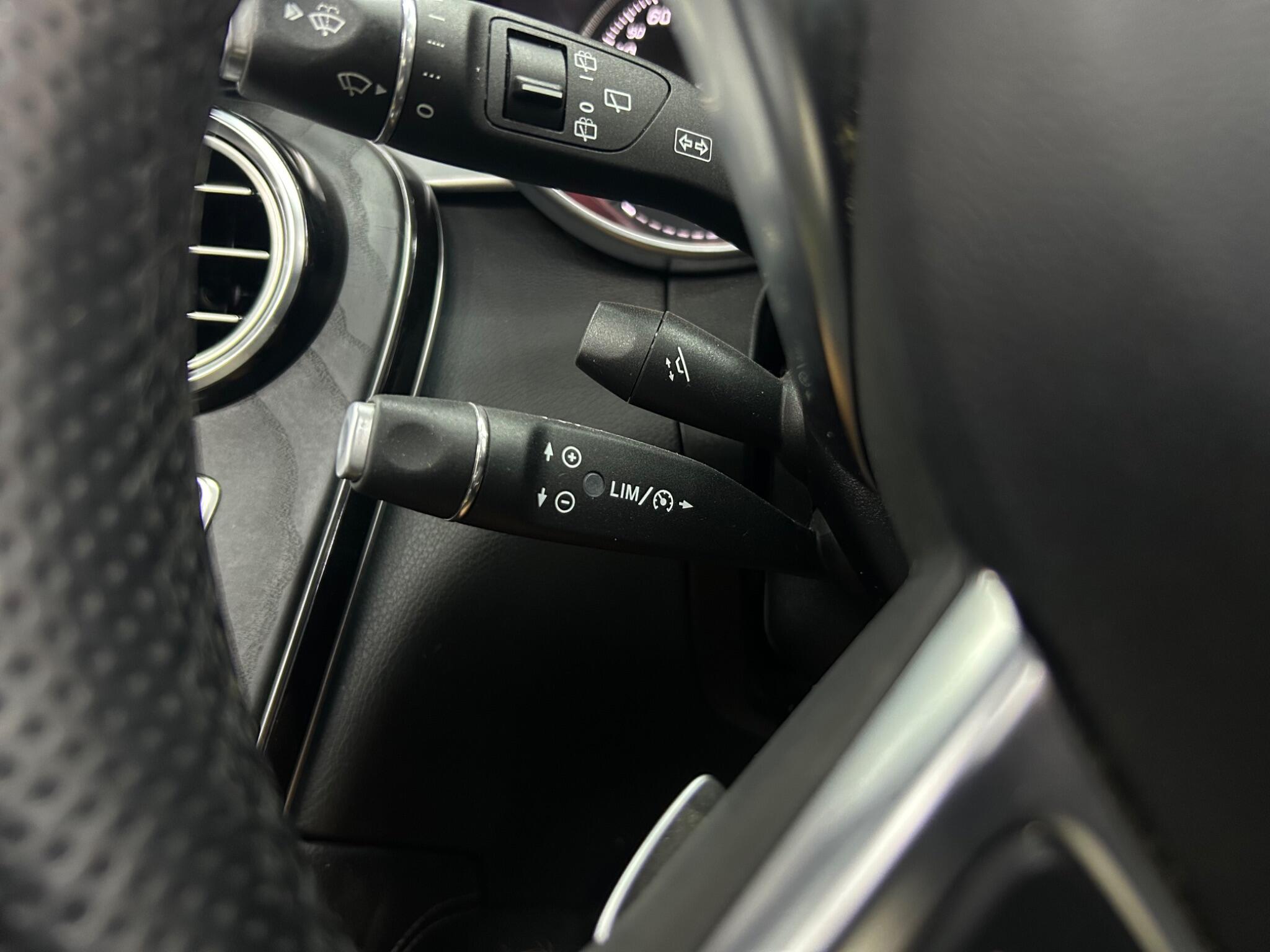 Mercedes-Benz GLC view 25