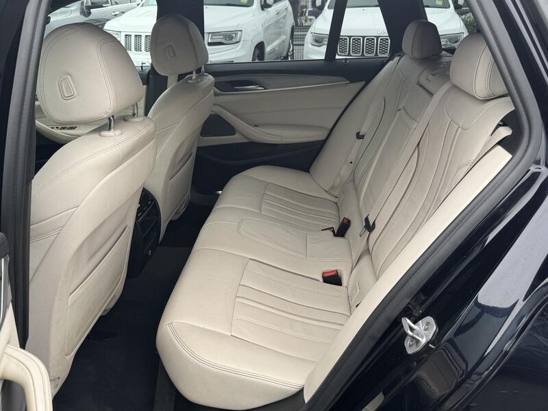 2017 BMW 5 Series image 58