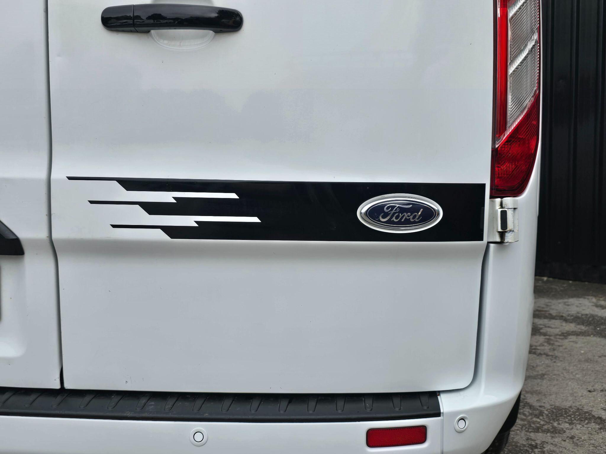Ford Transit Custom view 48