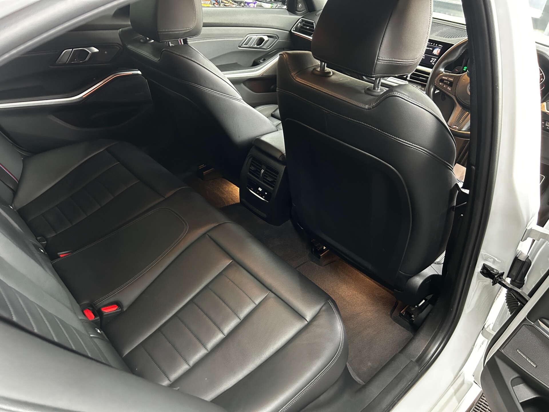 BMW 3 Series view 57