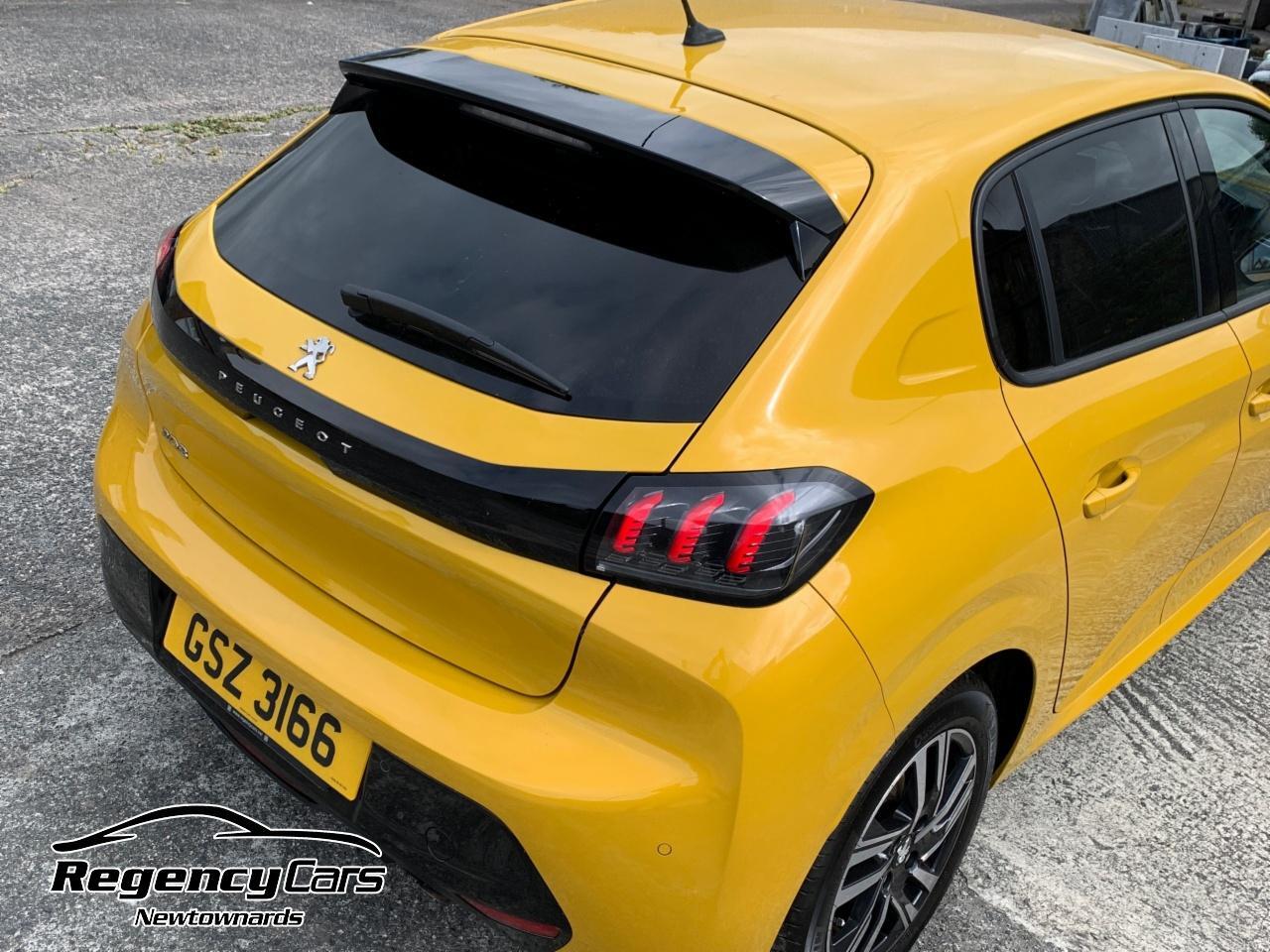 Peugeot 208 view 39