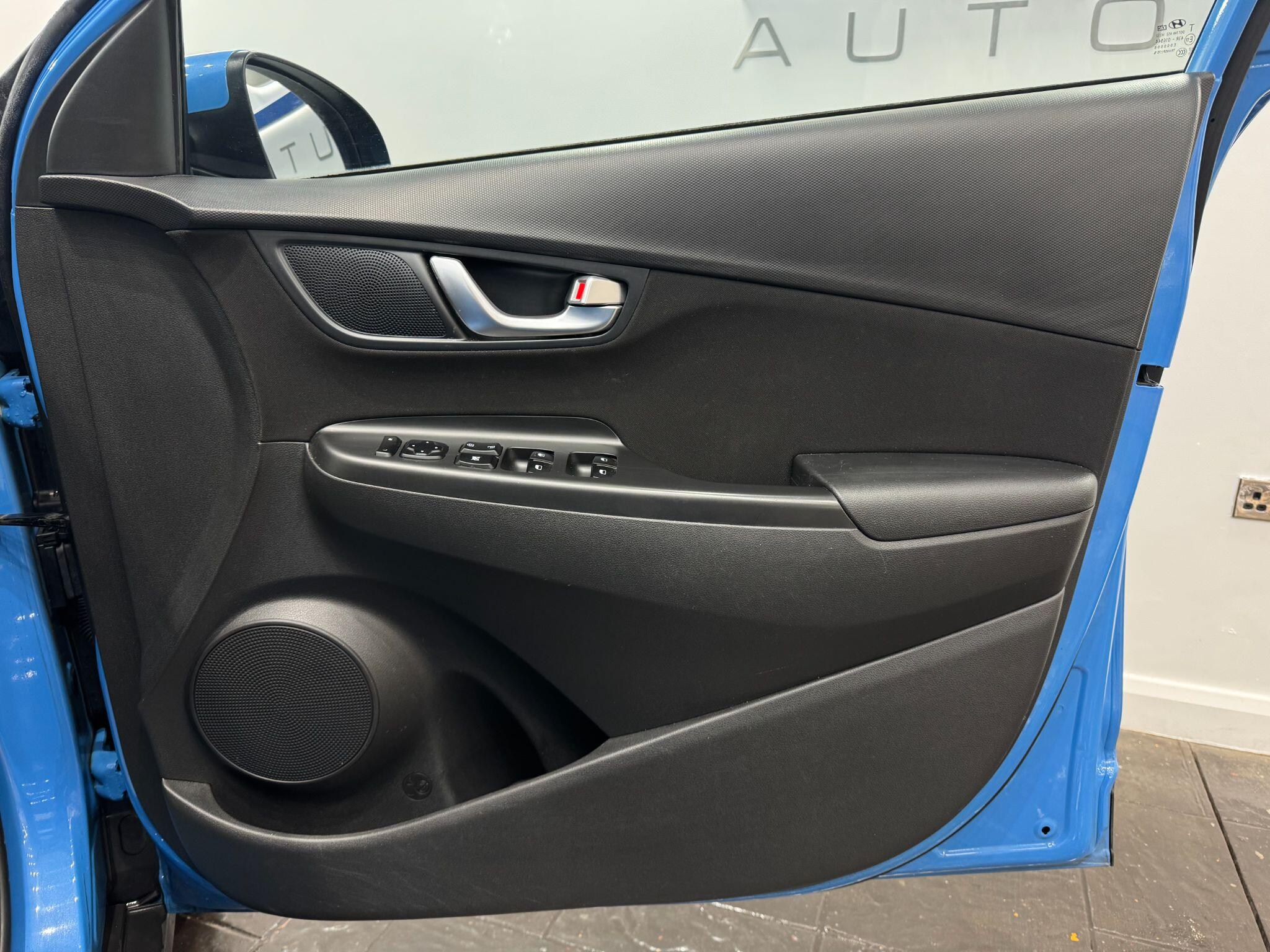 Hyundai Kona view 28