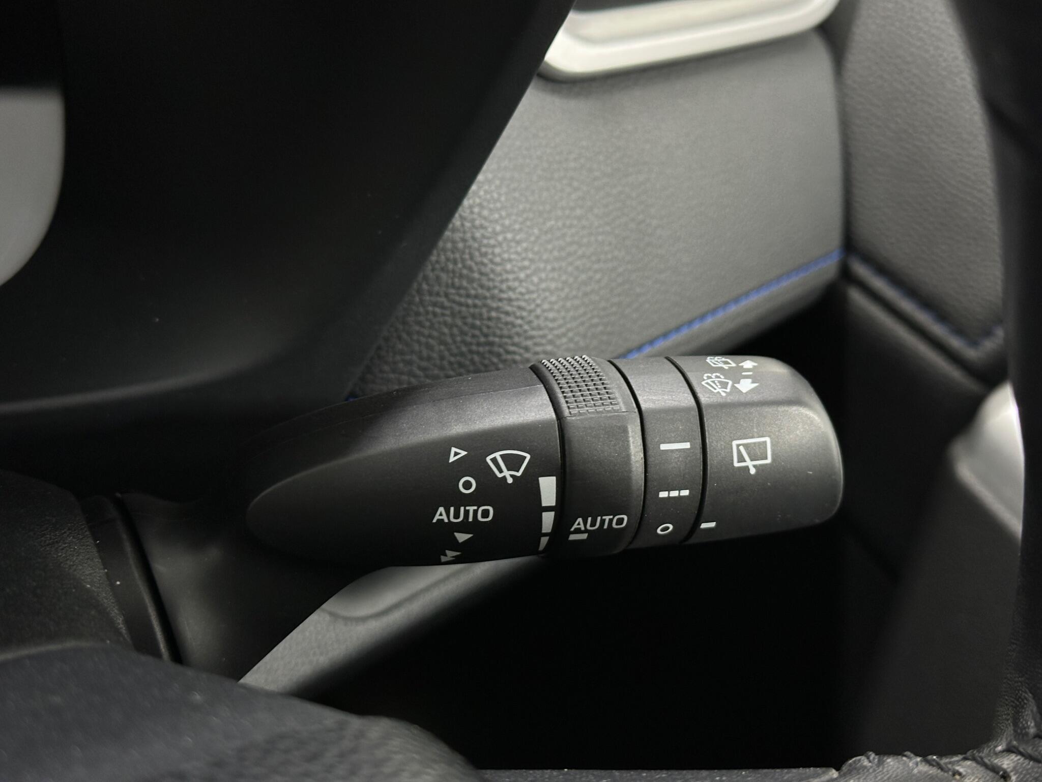 Toyota Rav4 view 17
