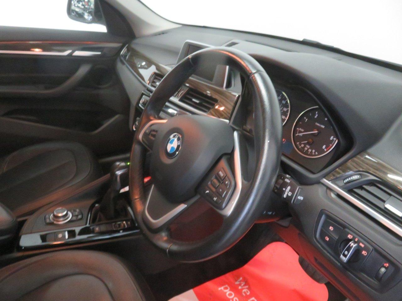 BMW X1 view 45