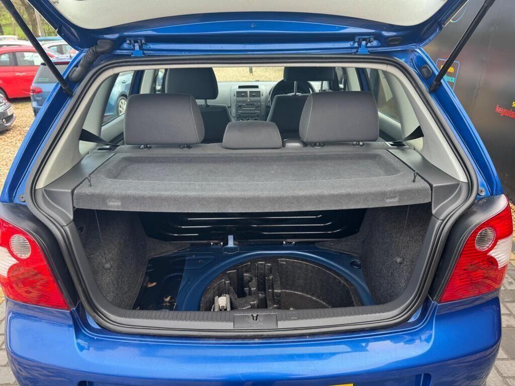 Volkswagen Polo view 21