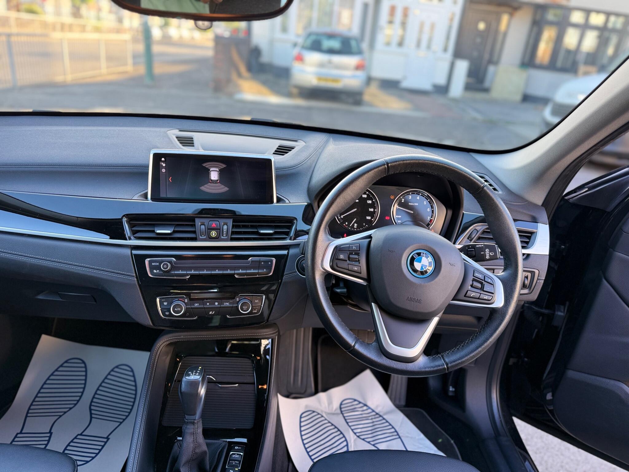 BMW X1 view 10