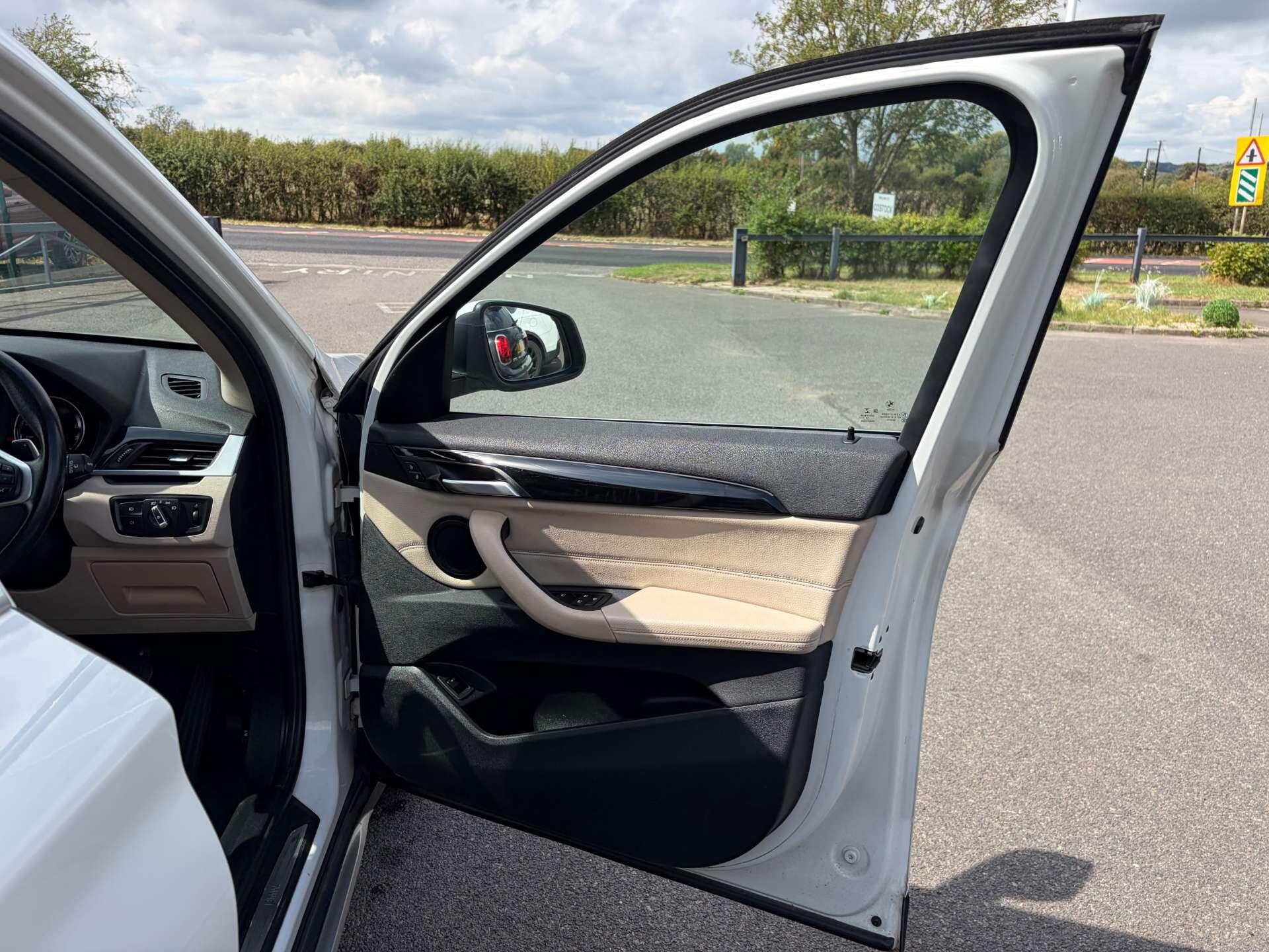 BMW X1 view 35