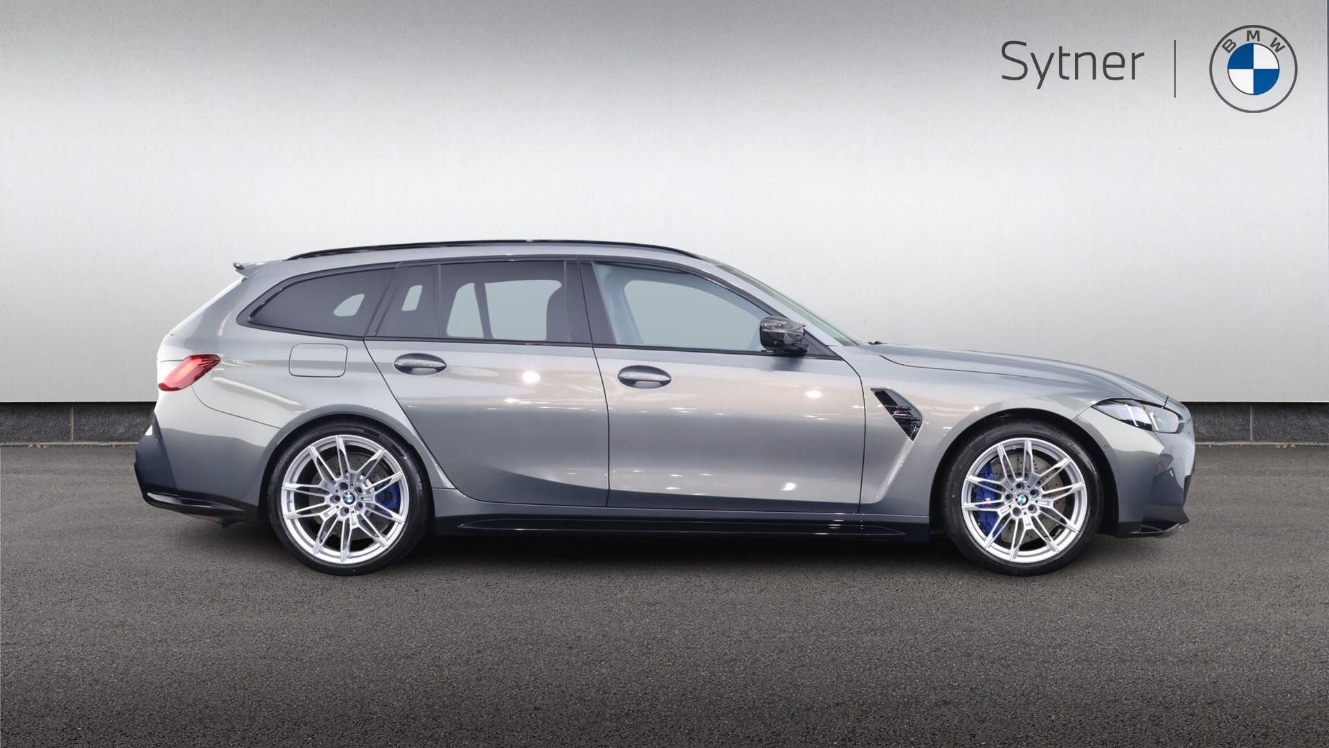 BMW M3 view 3